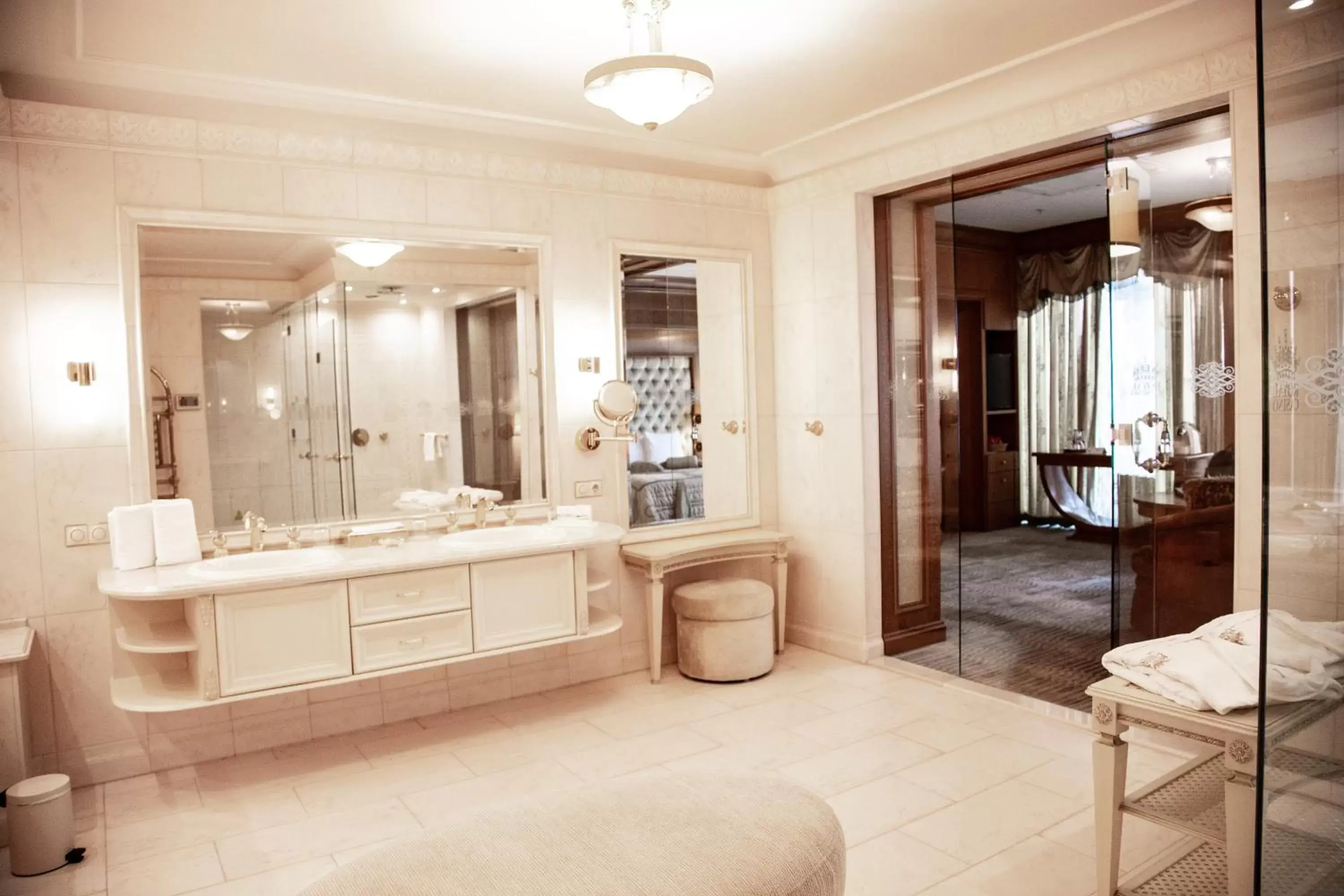 Bathroom in Royal Casino SPA & Hotel Resort