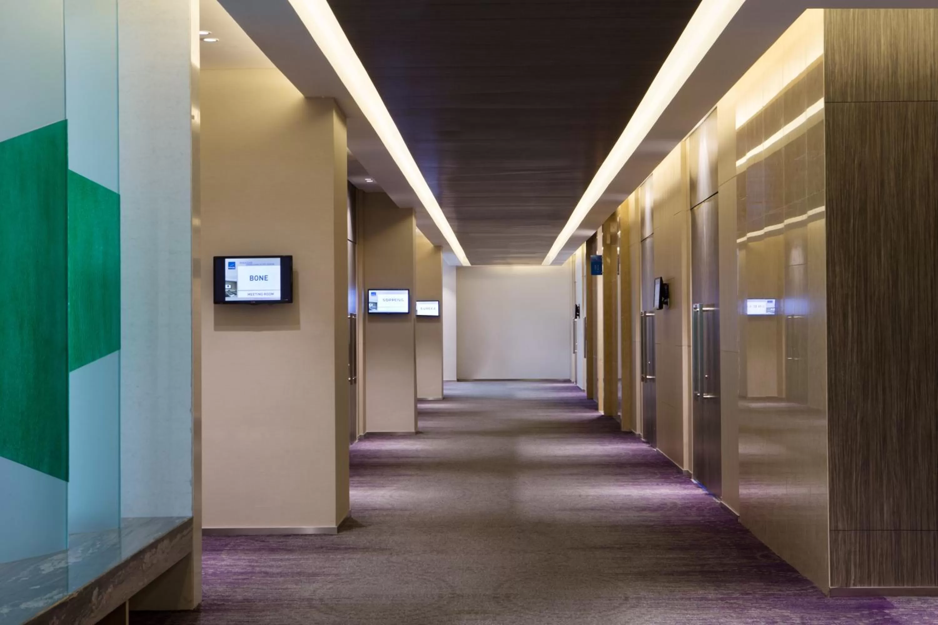 Meeting/conference room in Novotel Makassar Grand Shayla