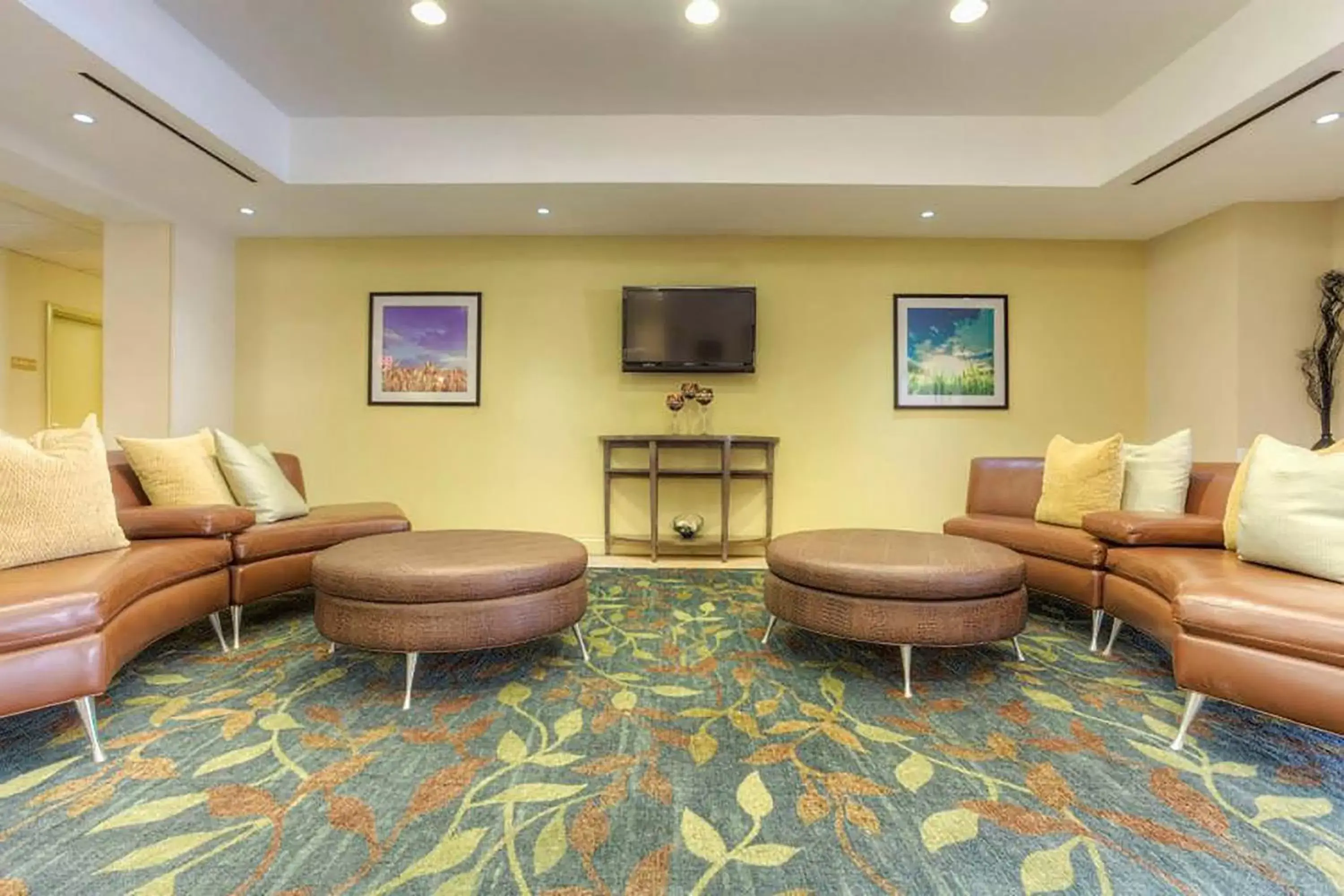 Property building, Seating Area in Candlewood Suites - Mooresville Lake Norman, an IHG Hotel