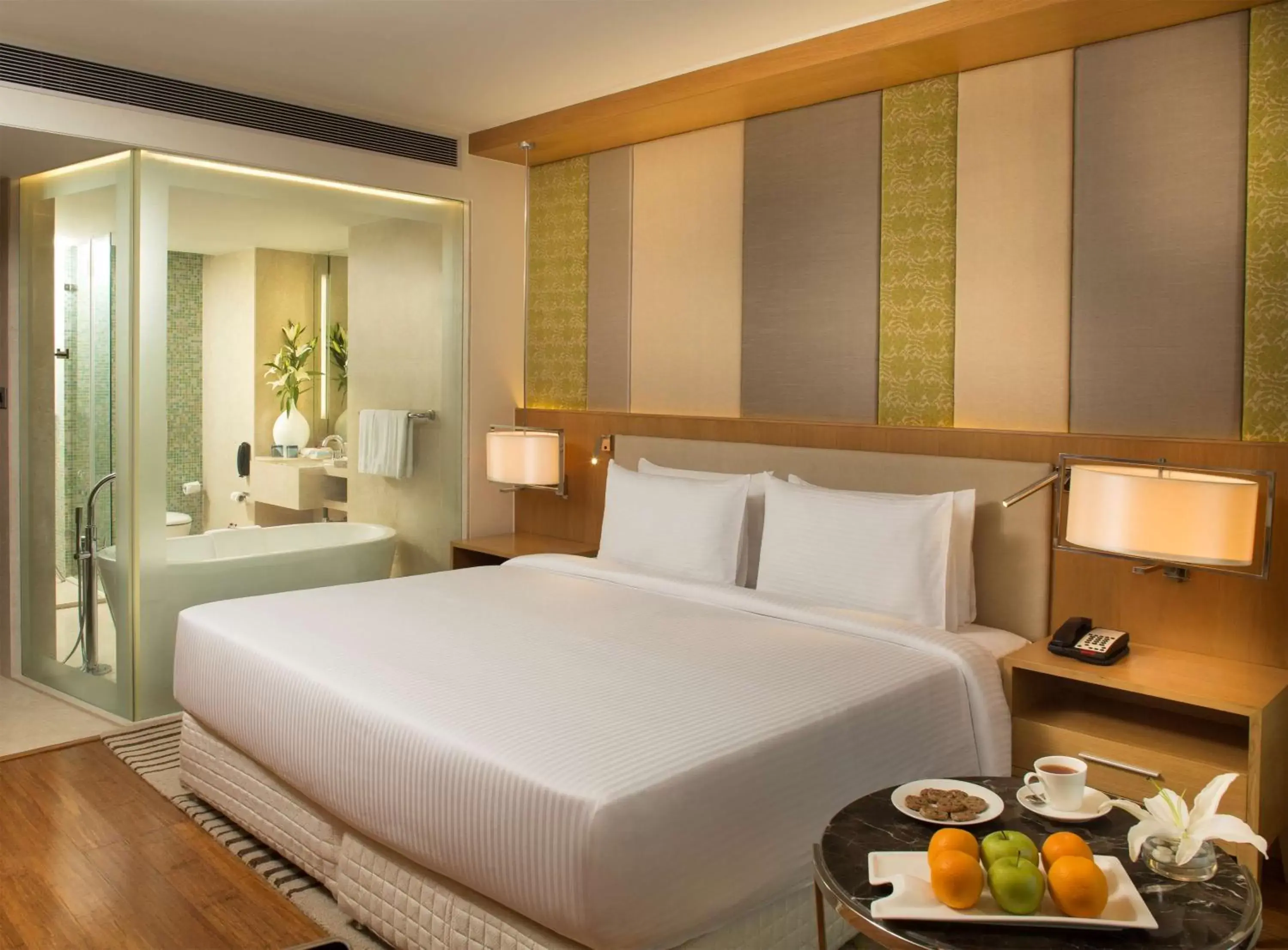 Photo of the whole room, Bed in Radisson Blu Hotel Guwahati