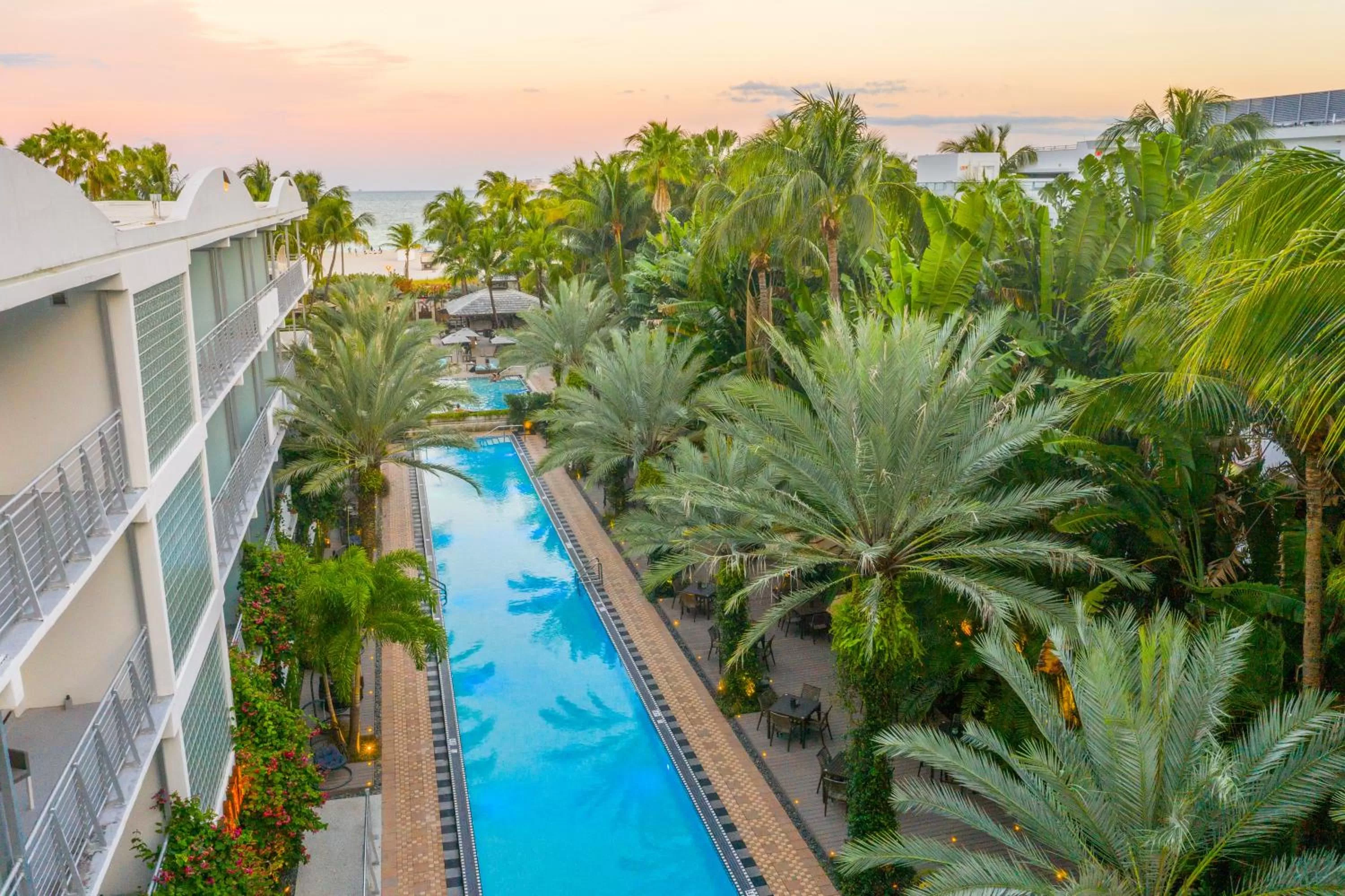 Swimming pool in National Hotel, An Adult Only Oceanfront Resort