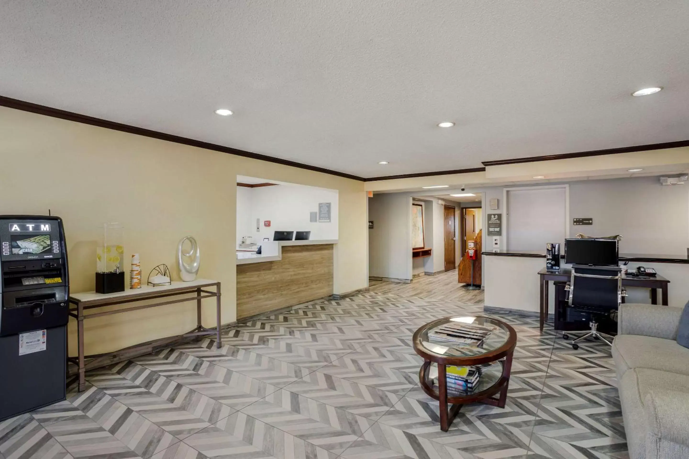 Lobby or reception in Comfort Inn & Suites