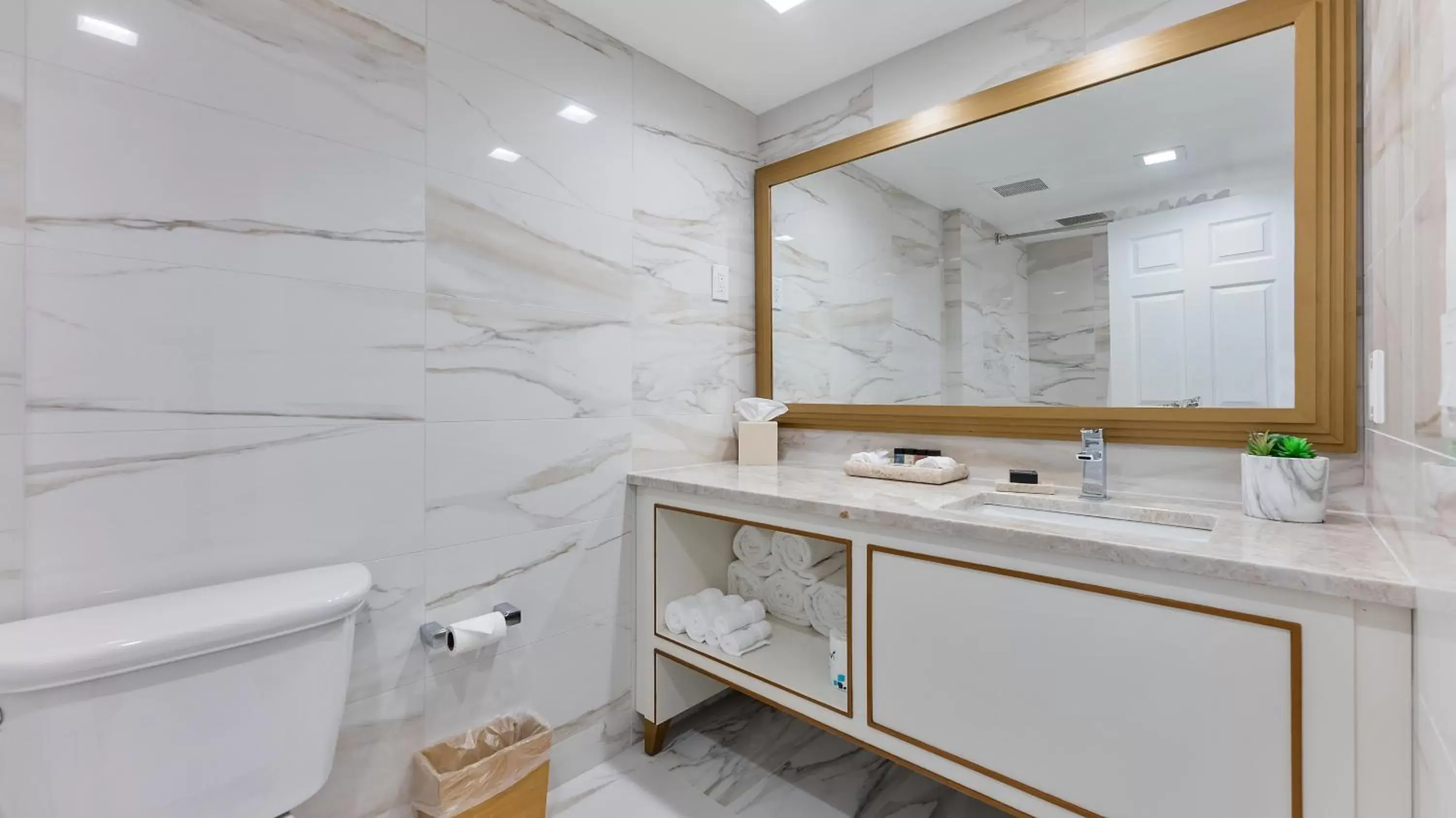 Bathroom in La Mer Beachfront Resort