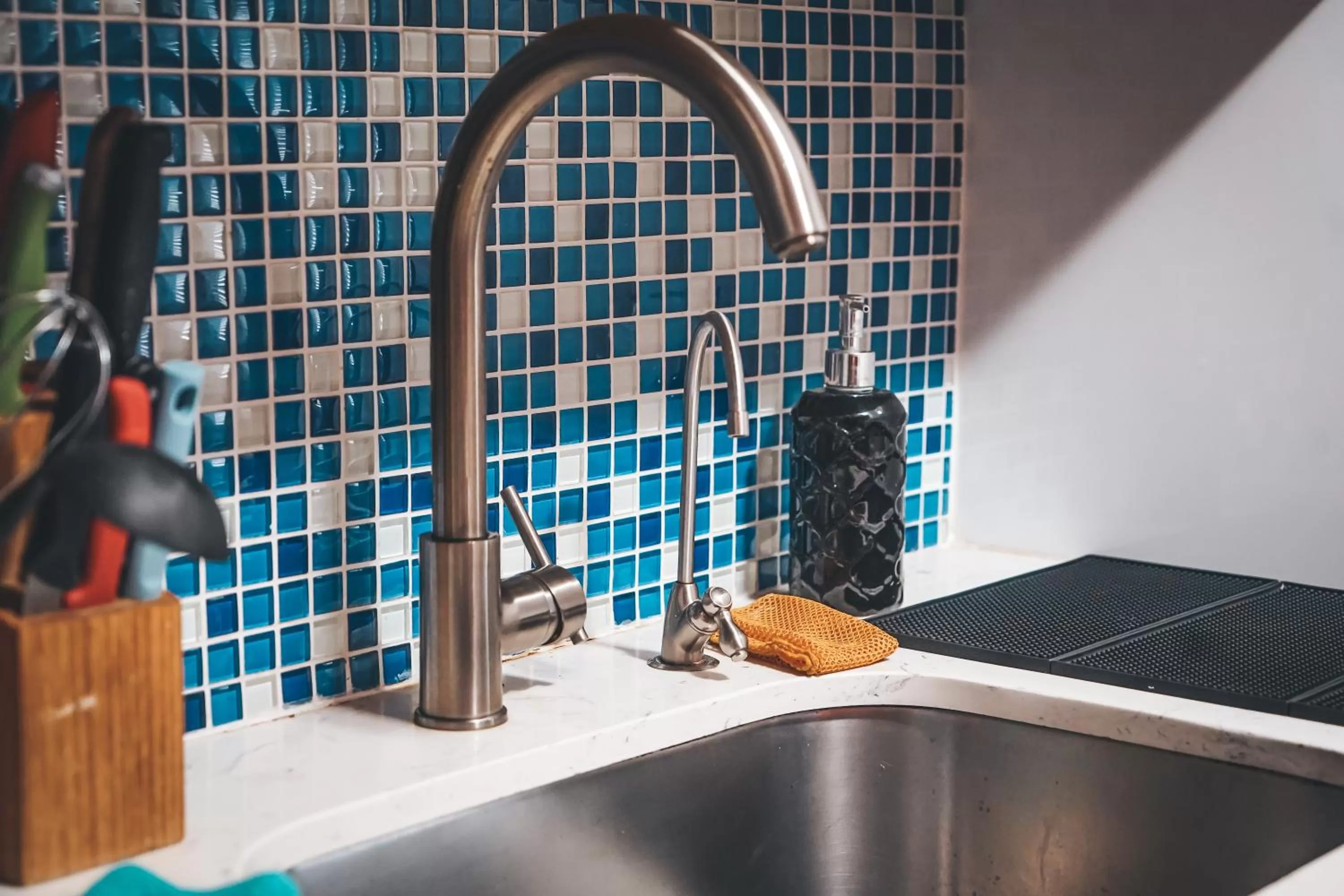 Kitchen or kitchenette in Hollywood Light Haven Lodge