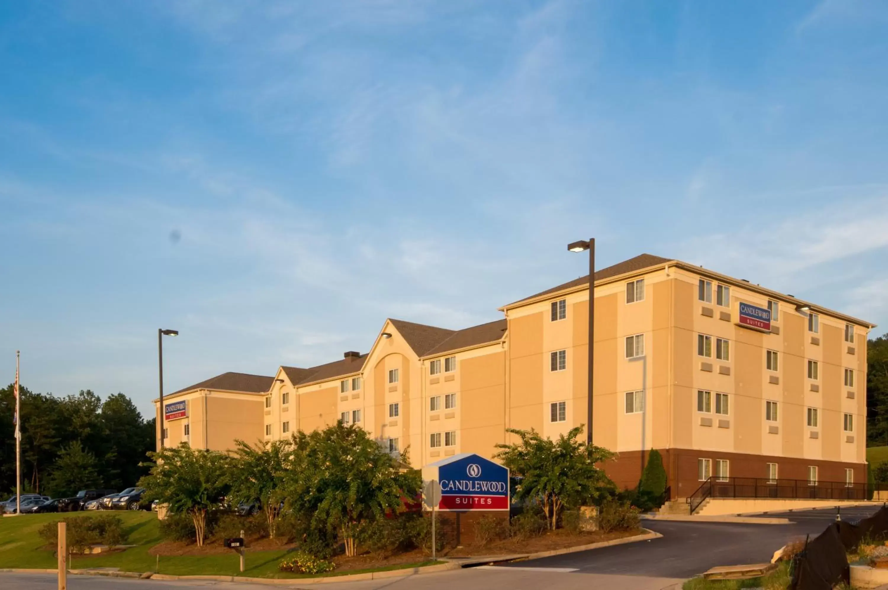Property Building in Candlewood Suites Alabaster, an IHG Hotel