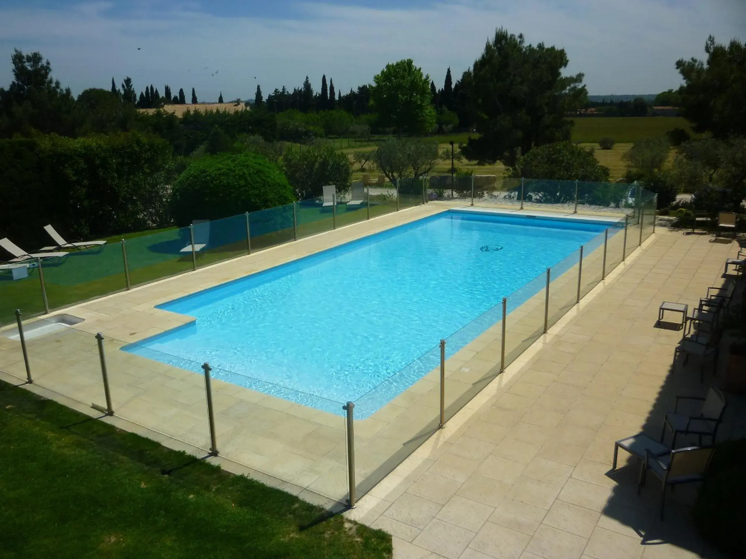 Swimming pool, Pool View in Val Baussenc, The Originals Relais (Relais du Silence)