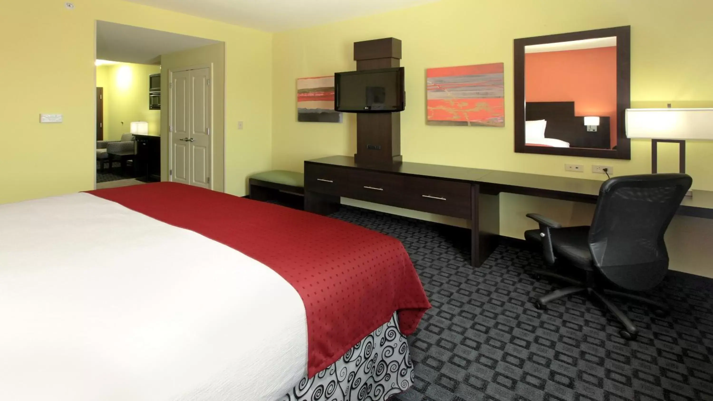 Bedroom in Holiday Inn Garland, an IHG Hotel