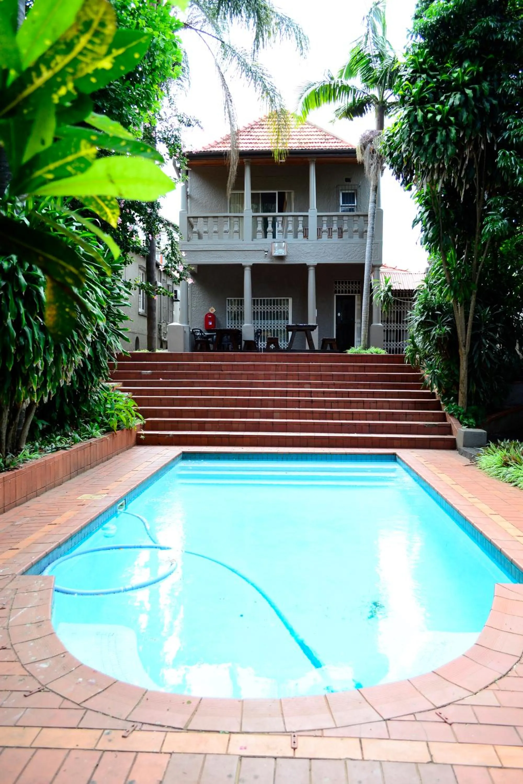 Property building in Laletsa Lodge