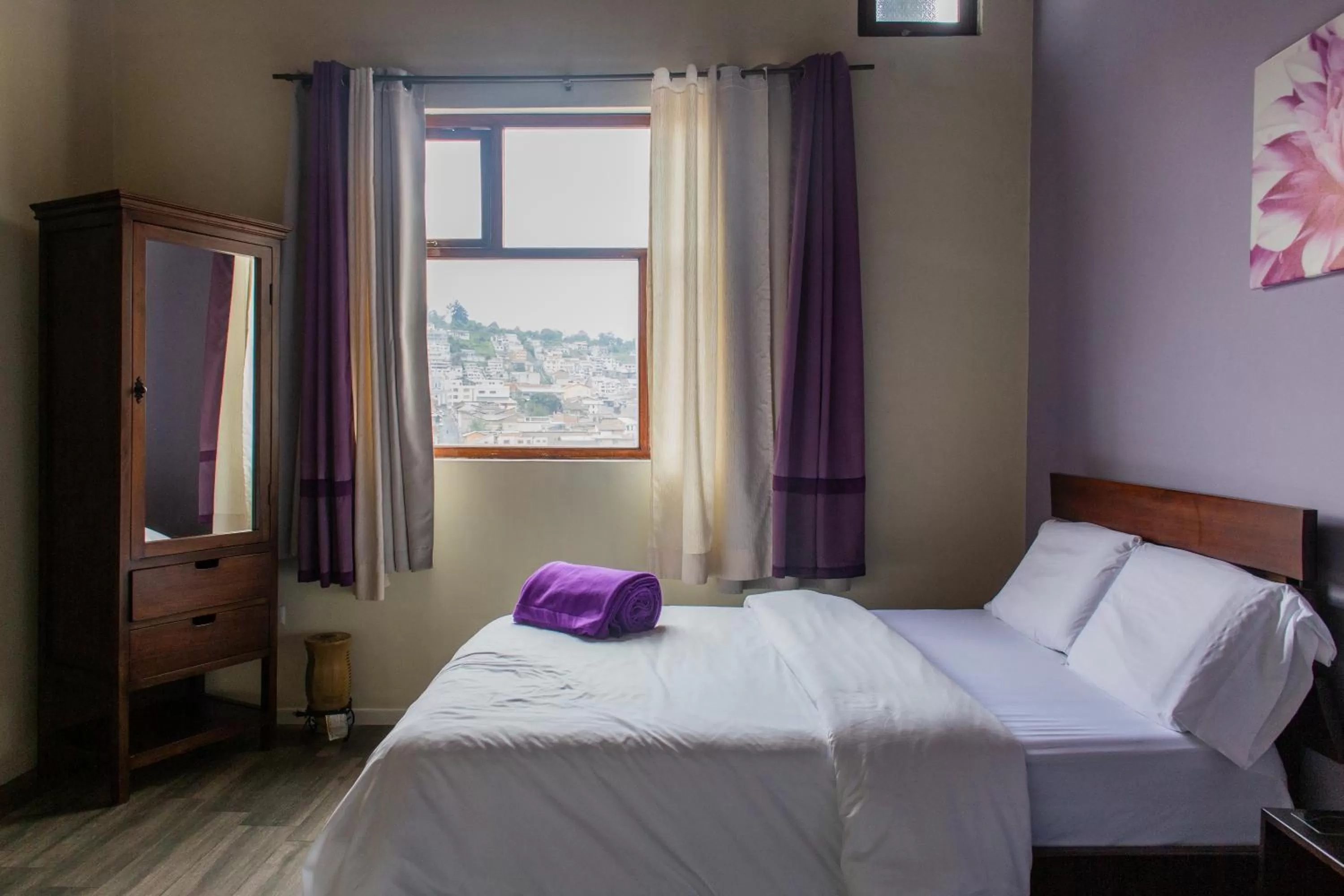 Bed in Hotel Colonial San Agustin