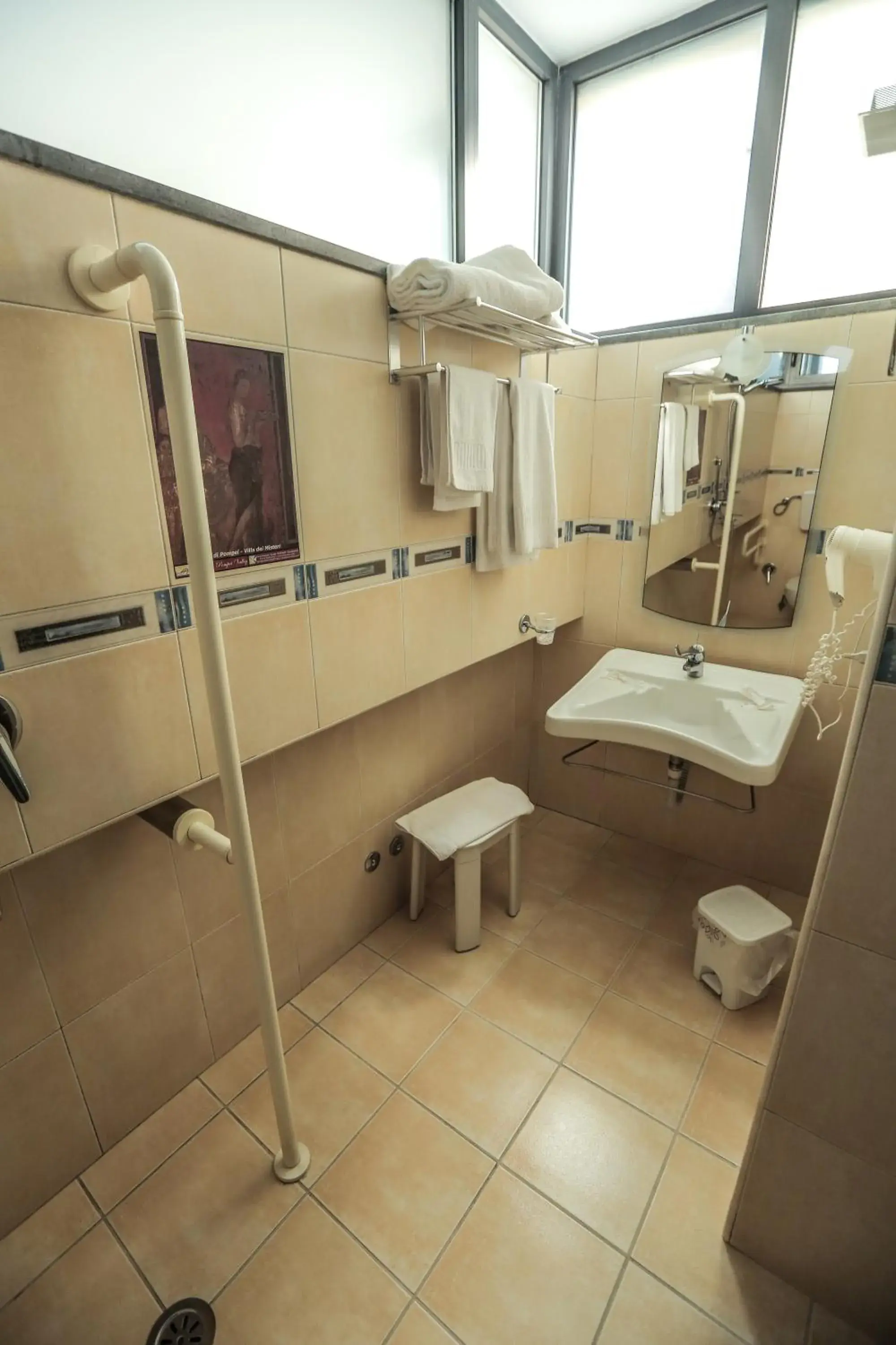 Shower, Bathroom in Albergo Pompei Valley