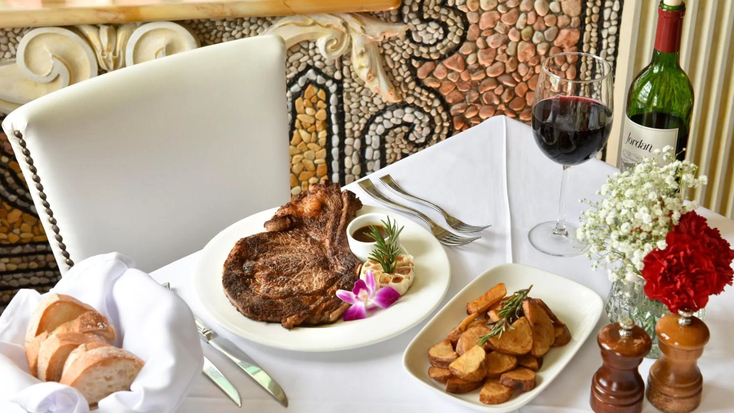 Food in The Villa Casa Casuarina