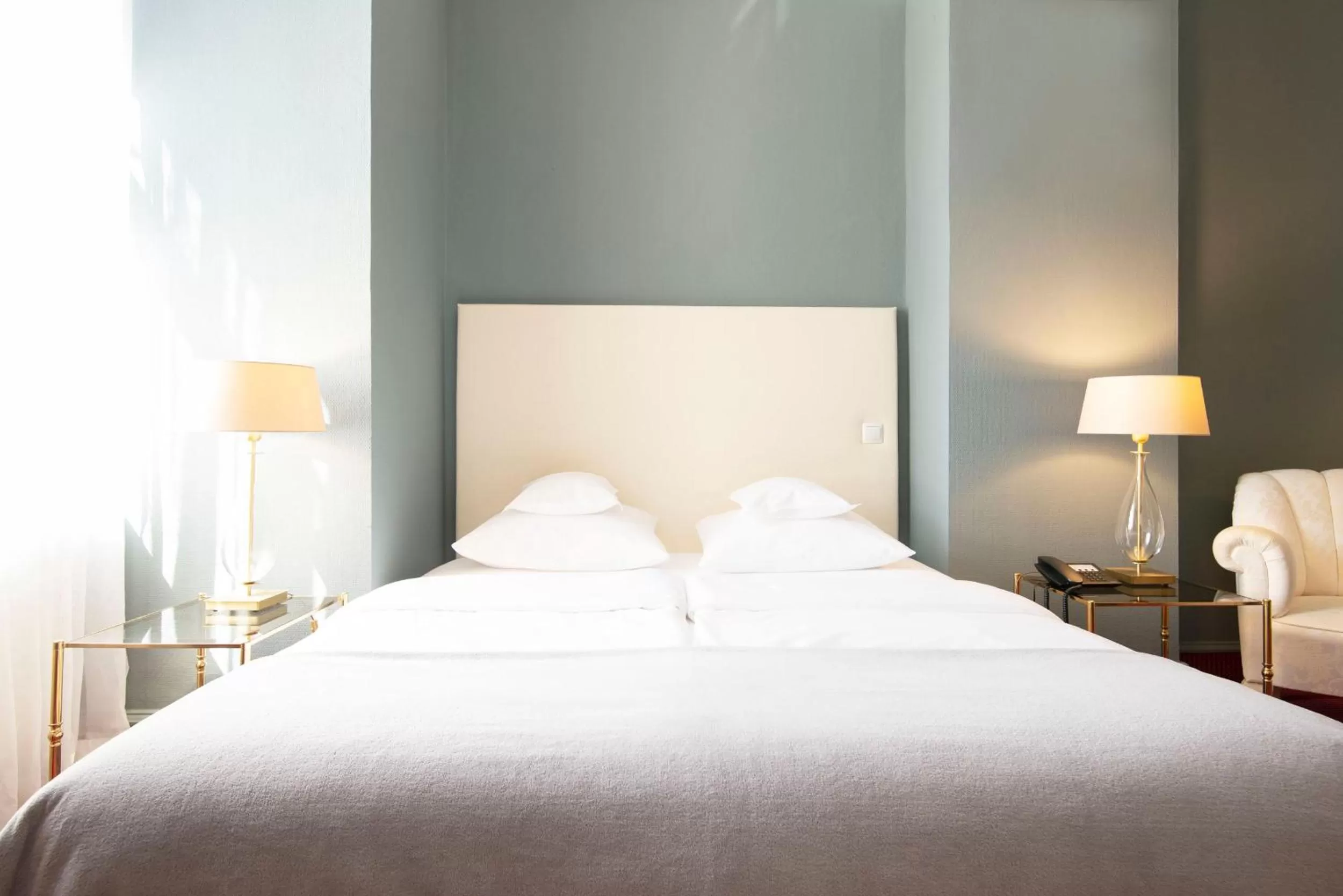 Bed in Hotel Bamberger Hof Bellevue