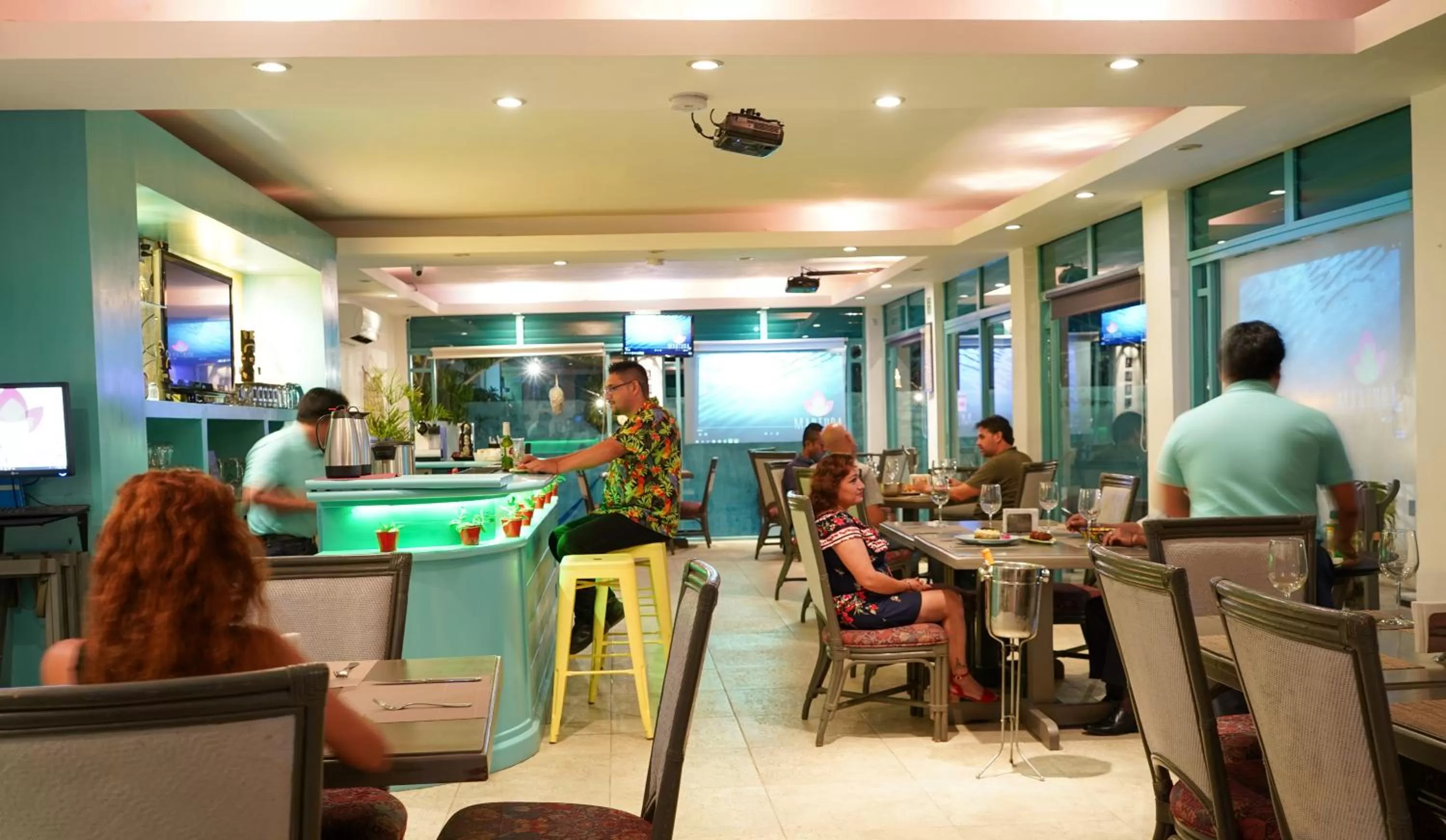 Restaurant/places to eat in Hotel & Suites Arges - Centro Chetumal