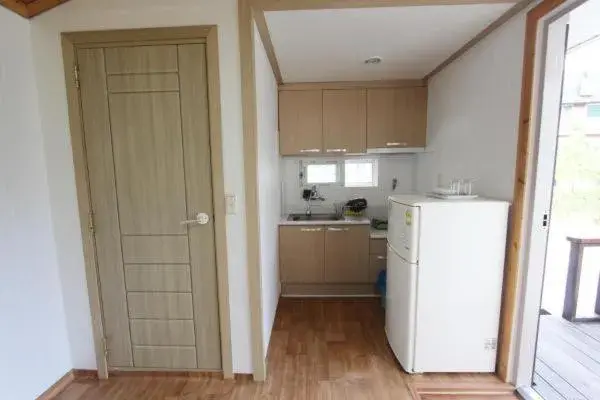 Kitchen/Kitchenette in The Red House