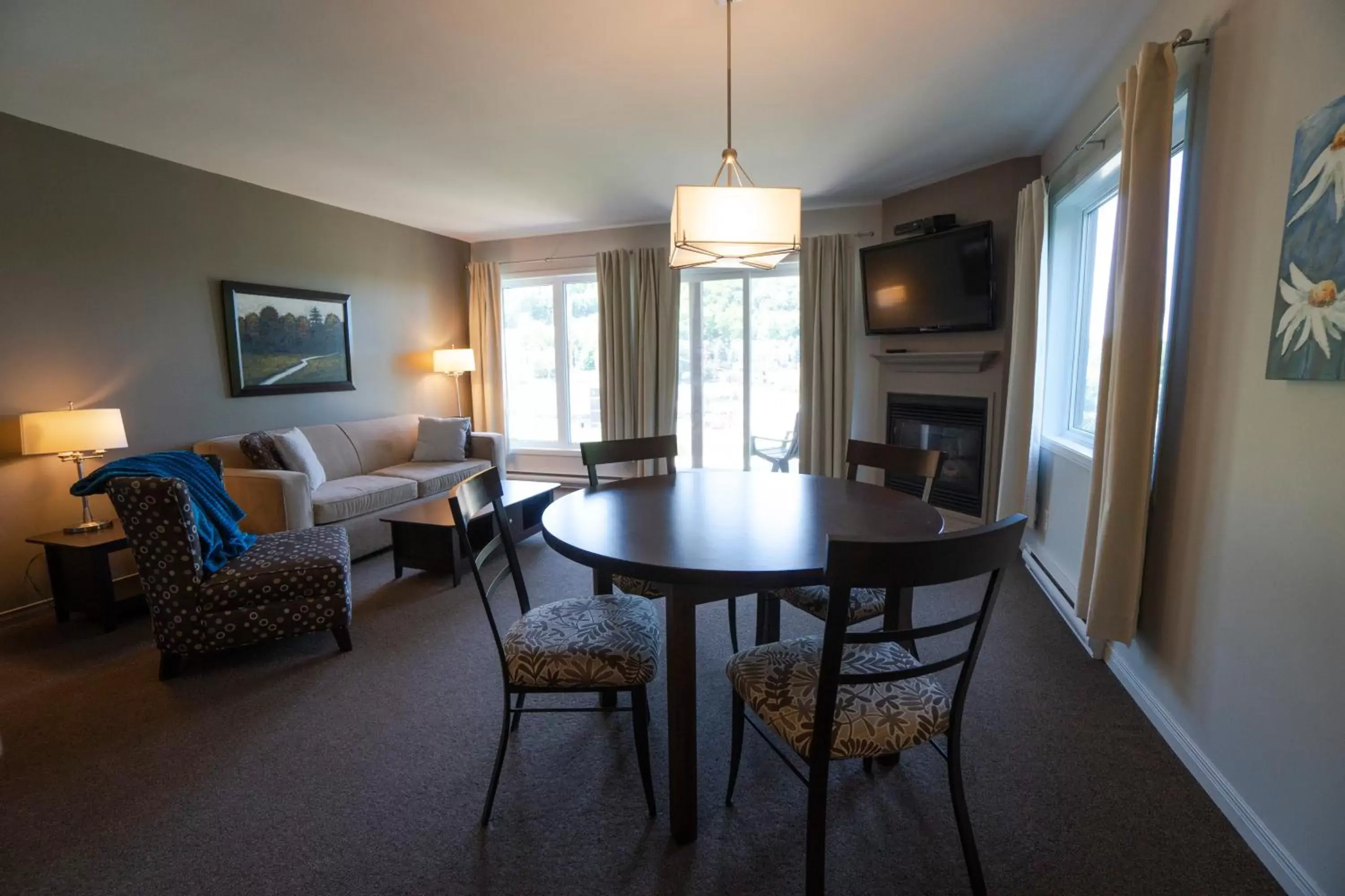 Seating Area in Condos Château-Bromont