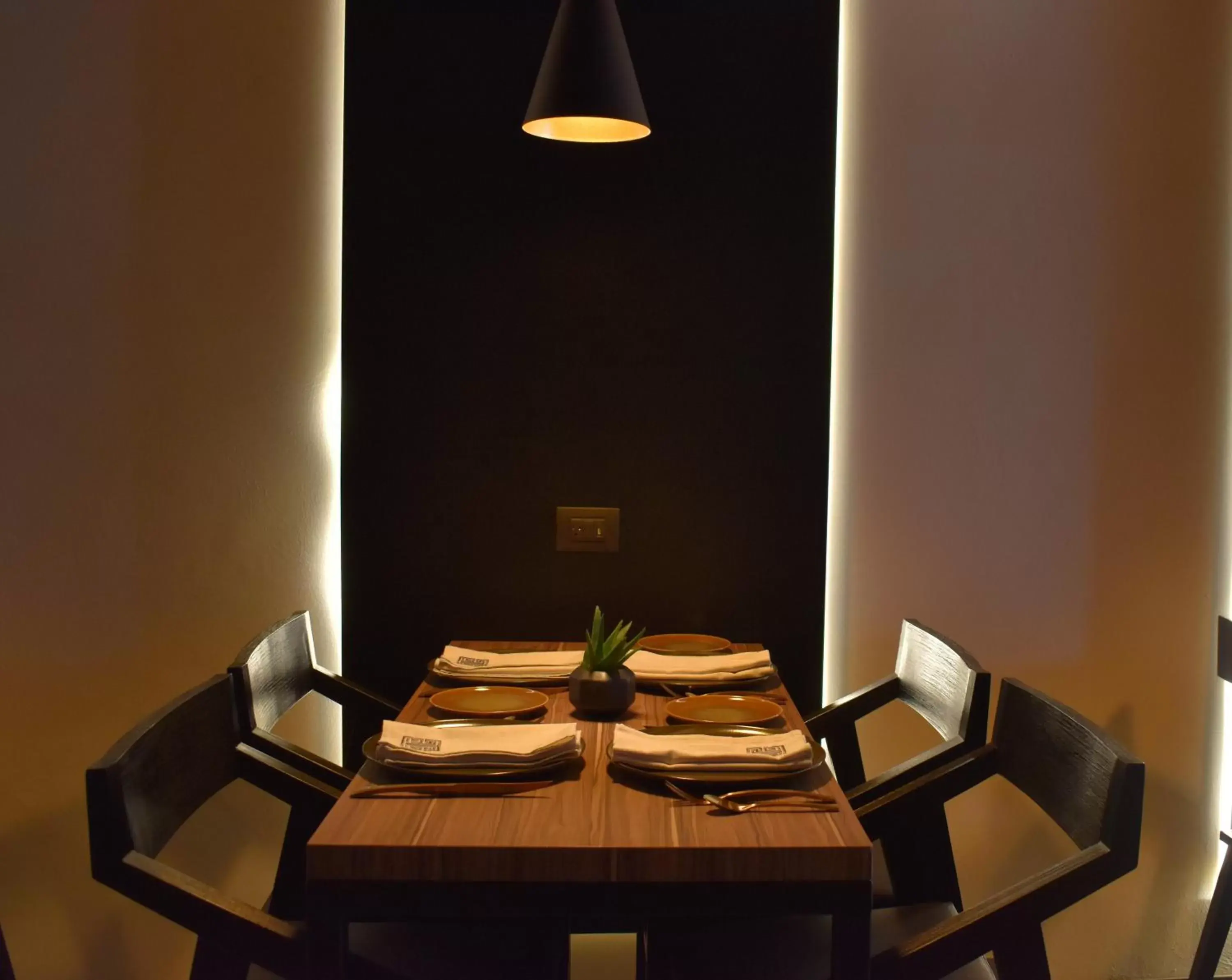 Restaurant/places to eat, Dining Area in Casa de la Luz Hotel Boutique