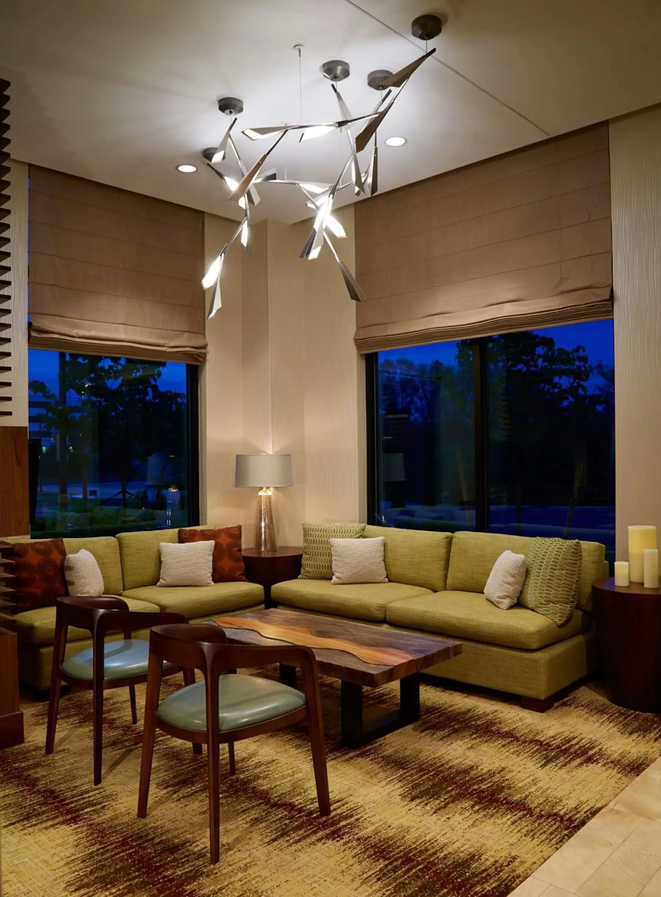Lobby or reception, Seating Area in Hilton Garden Inn Boston/Marlborough