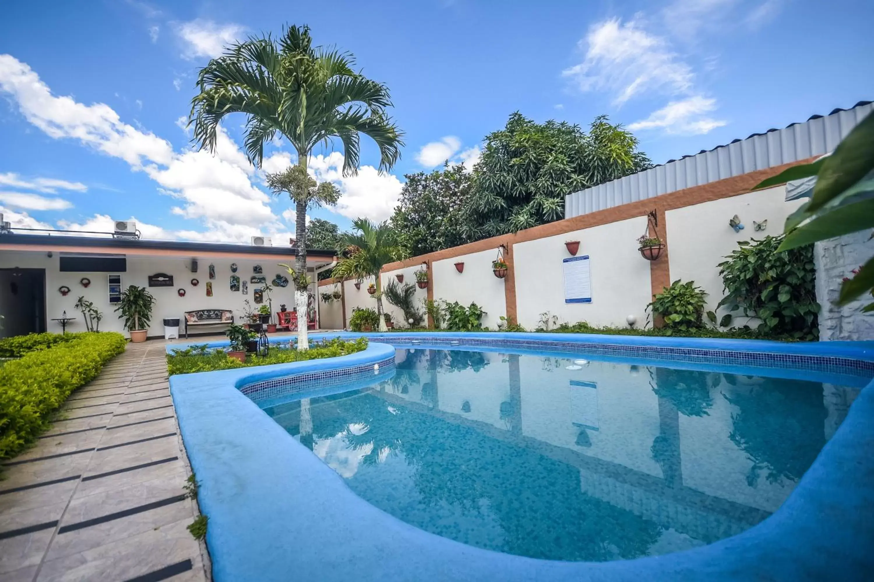 Swimming Pool in Berlor Airport Inn