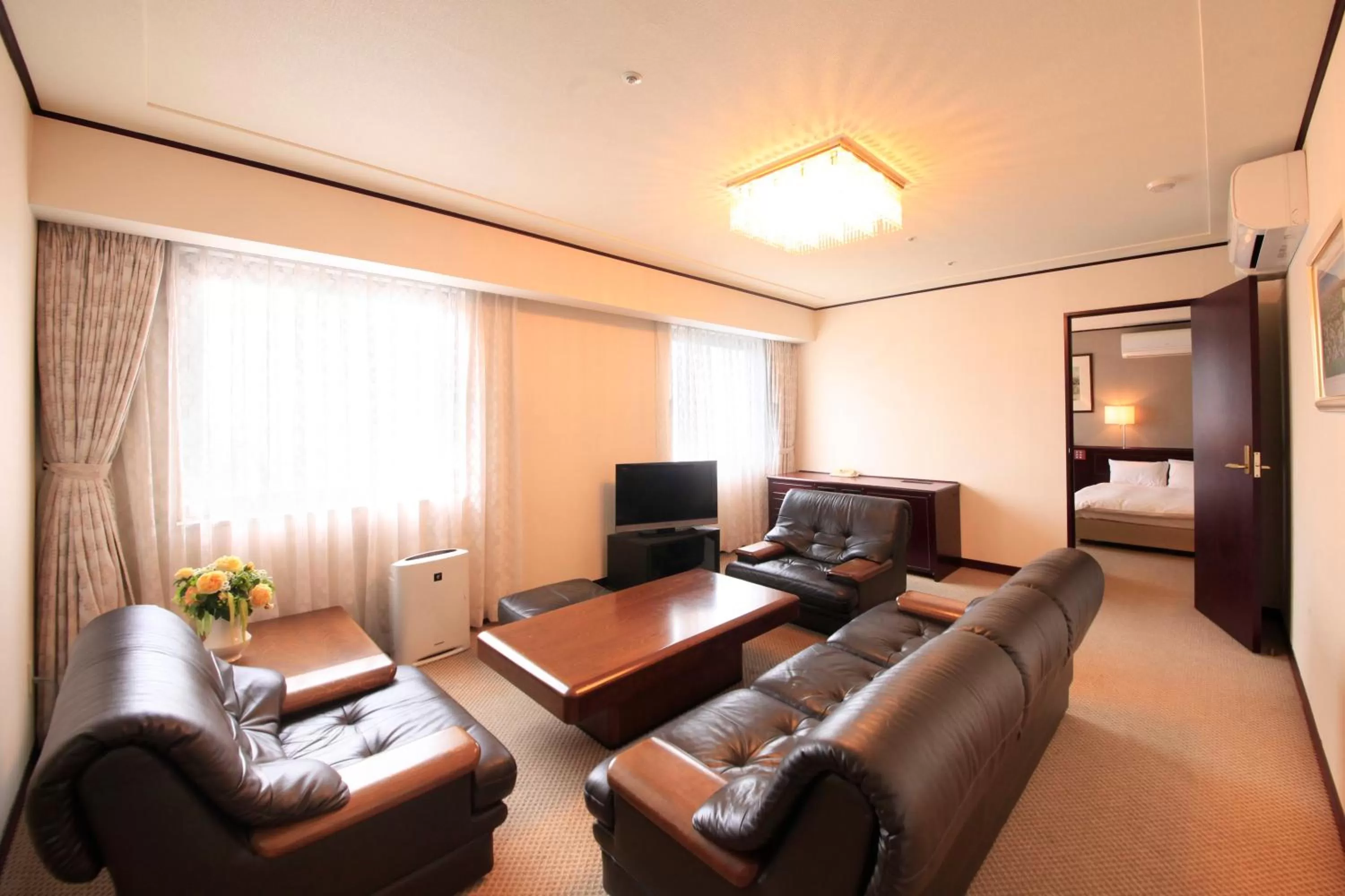 Photo of the whole room in Quintessa Hotel Ogaki