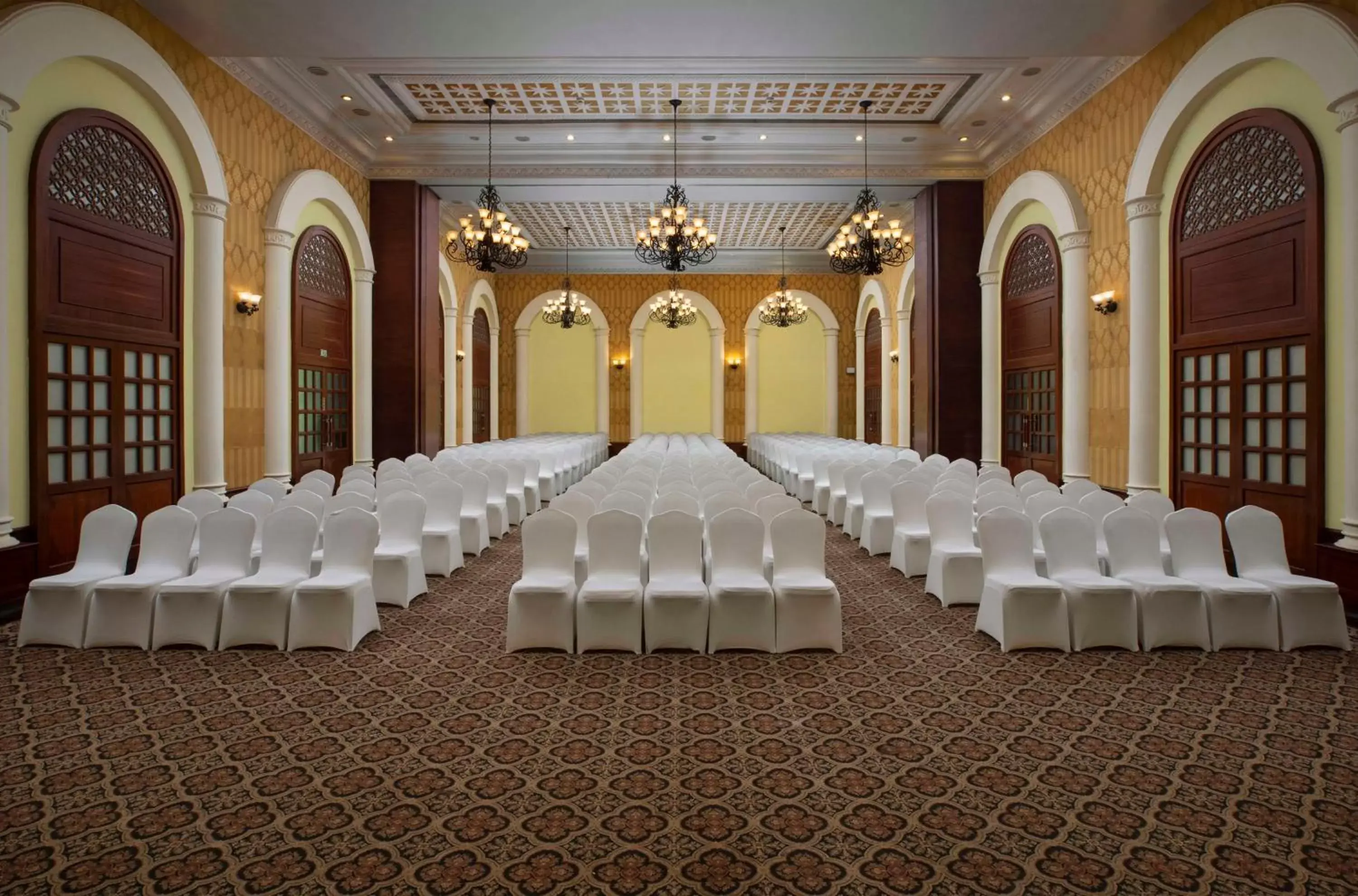 Banquet/Function facilities, Banquet Facilities in Radisson Blu Resort, Goa