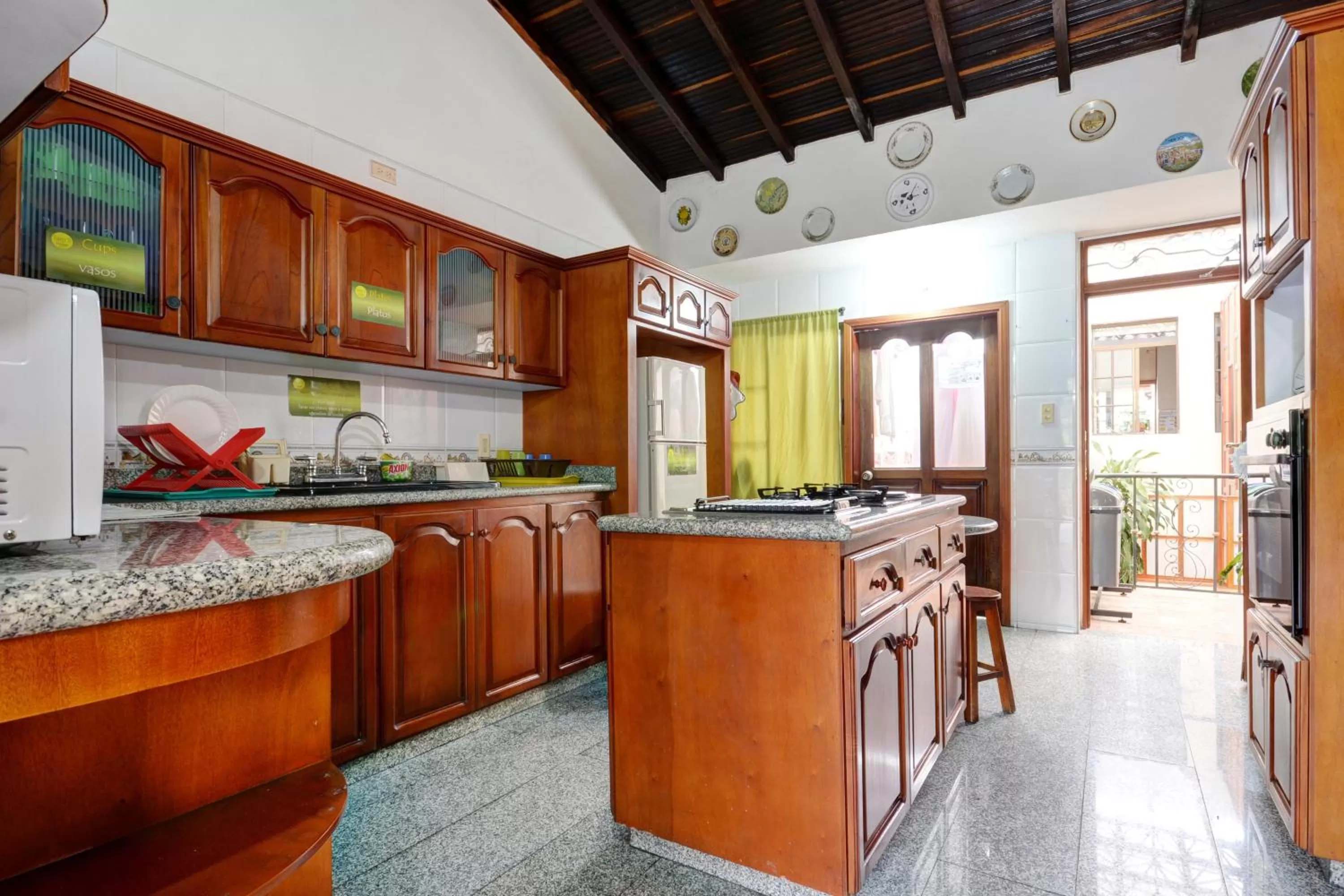 Kitchen or kitchenette in Sam'S VIP Hostel San Gil