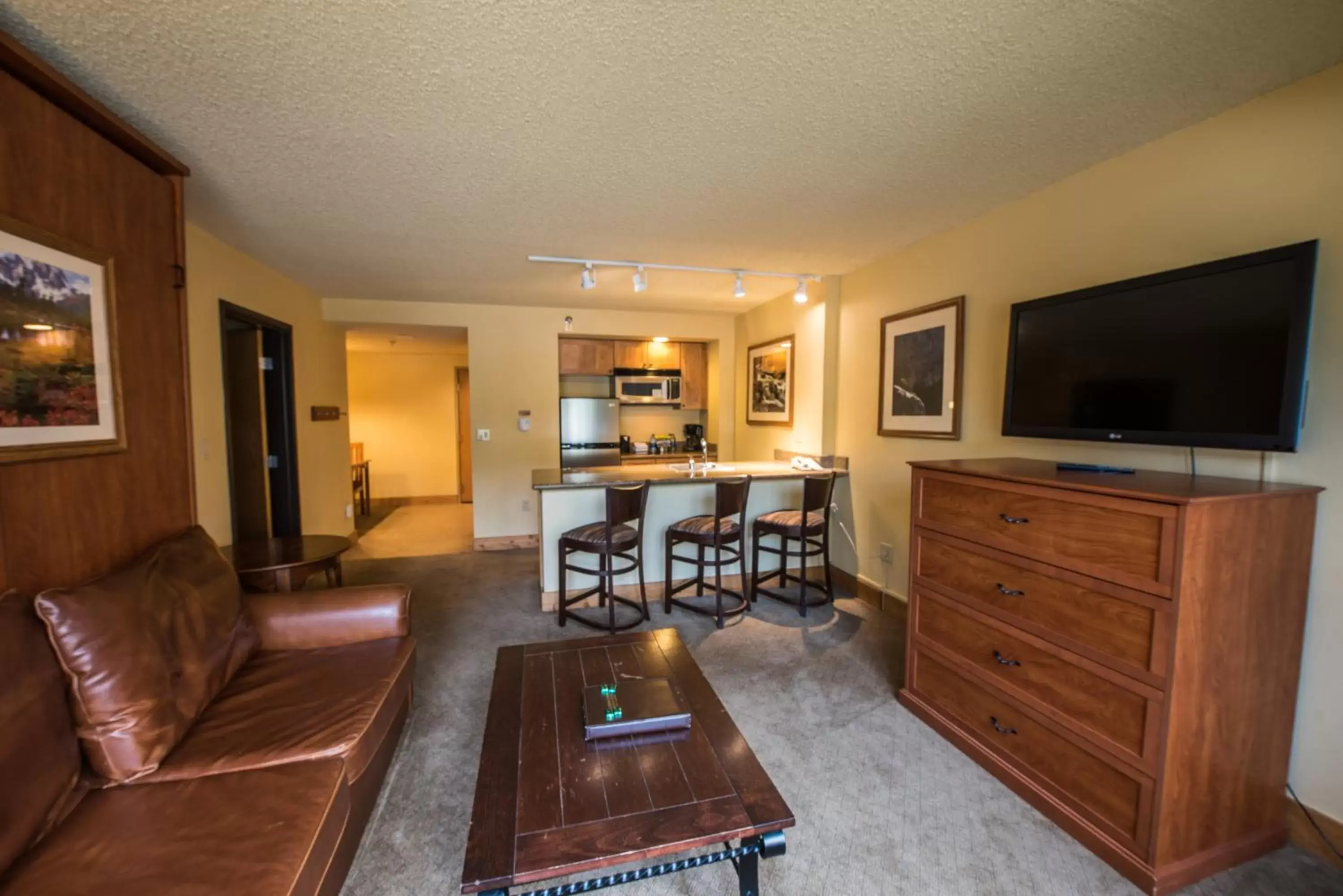 Living room, Seating Area in The Grand Lodge Hotel and Suites