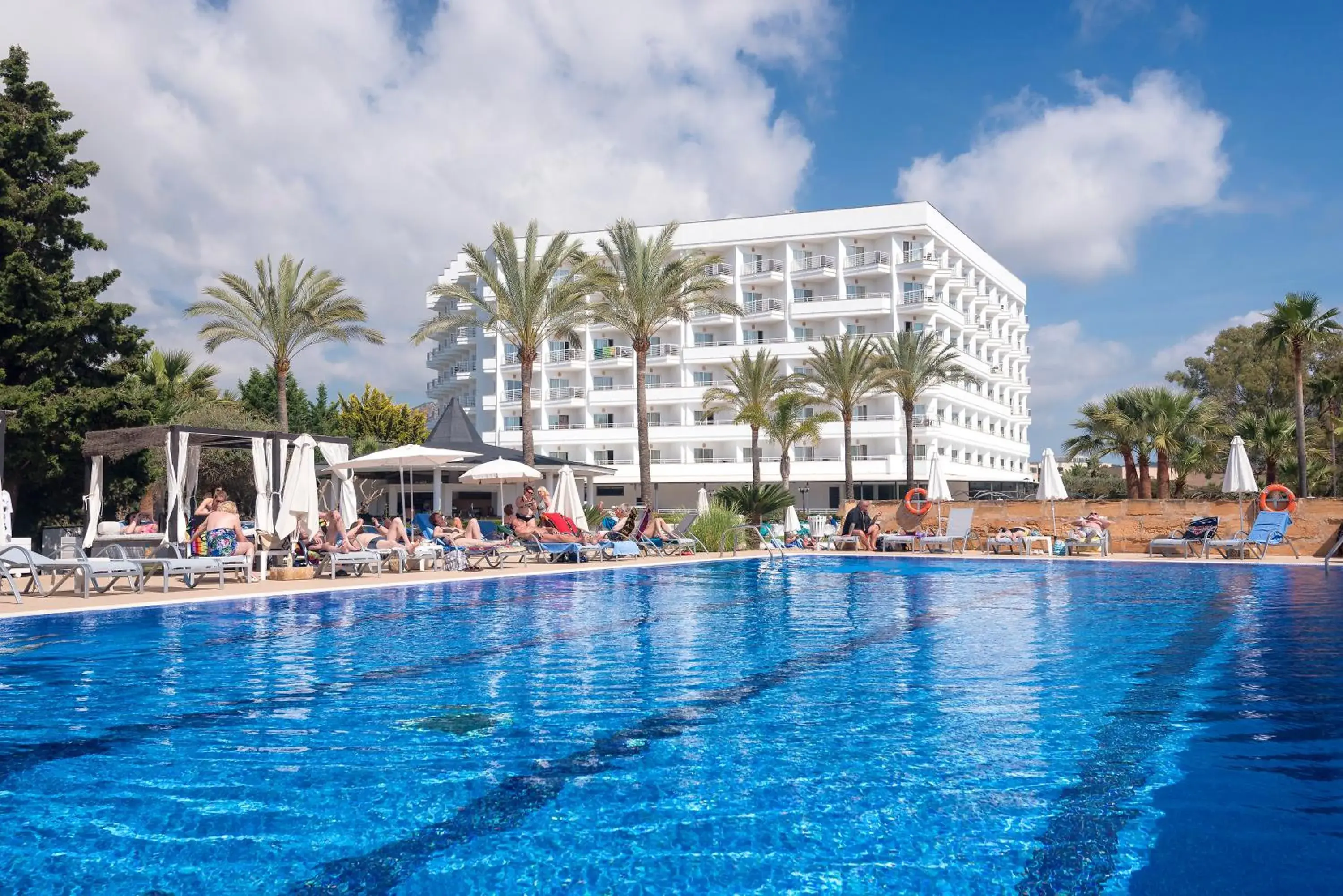 Swimming pool, Property Building in Cala Millor Garden Hotel - Adults Only