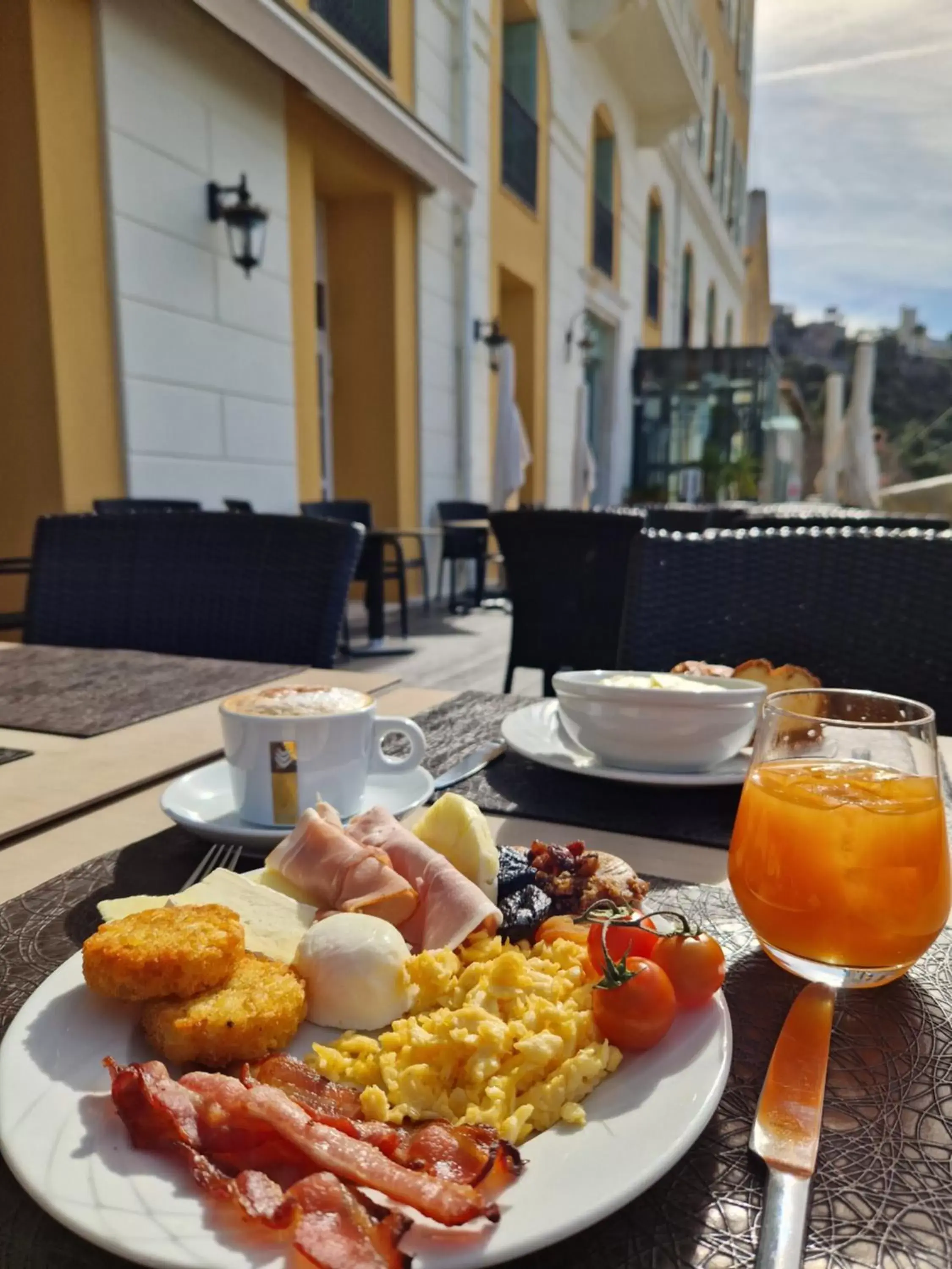 Breakfast in Hotel Le Saint Paul