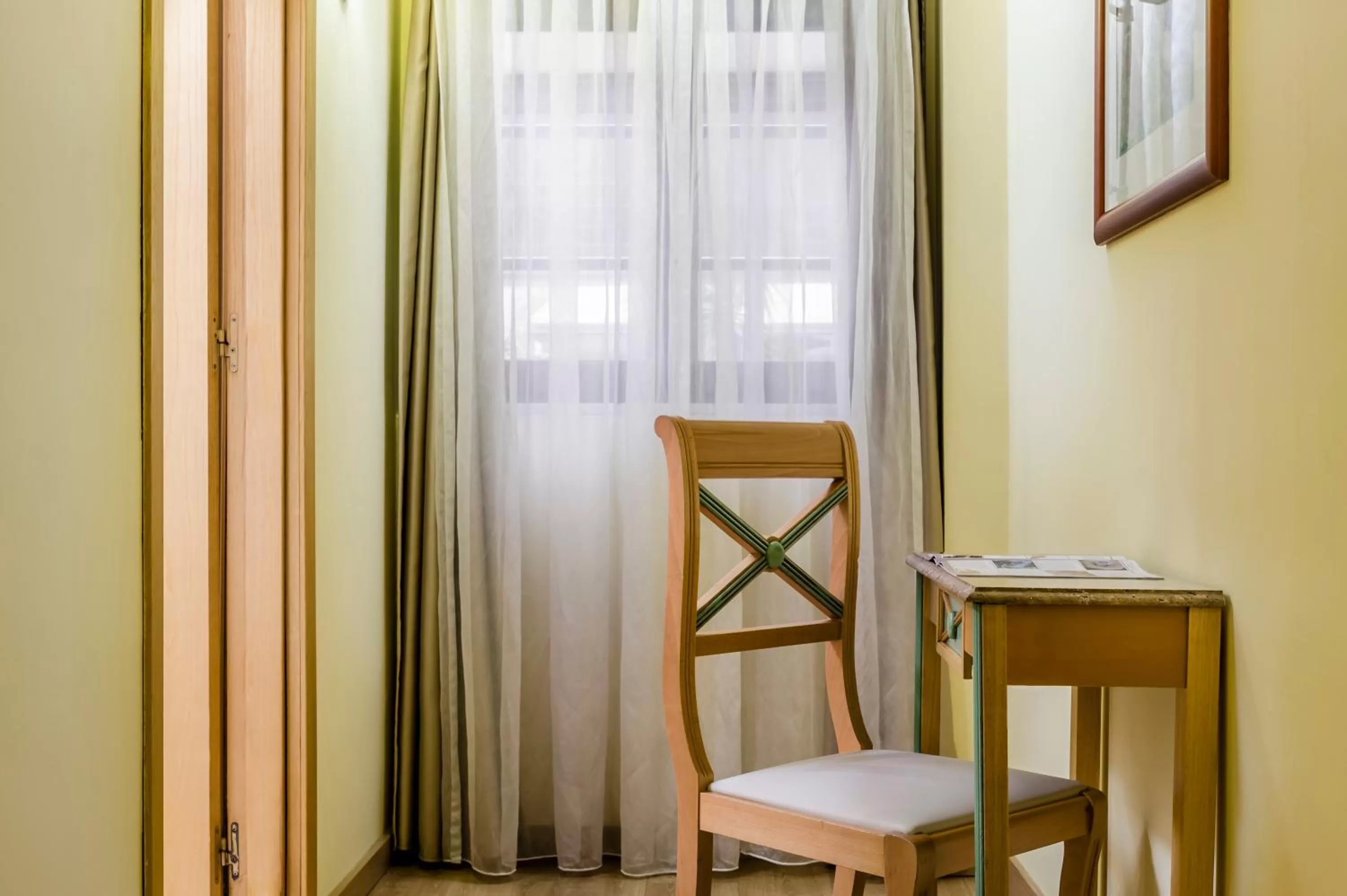 Photo of the whole room in Exe Domus Aurea