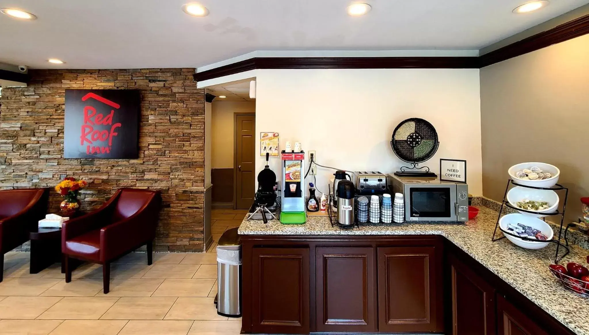 Breakfast in Red Roof Inn Dillon, SC Breakfast in Red Roof Inn Dillon, SC