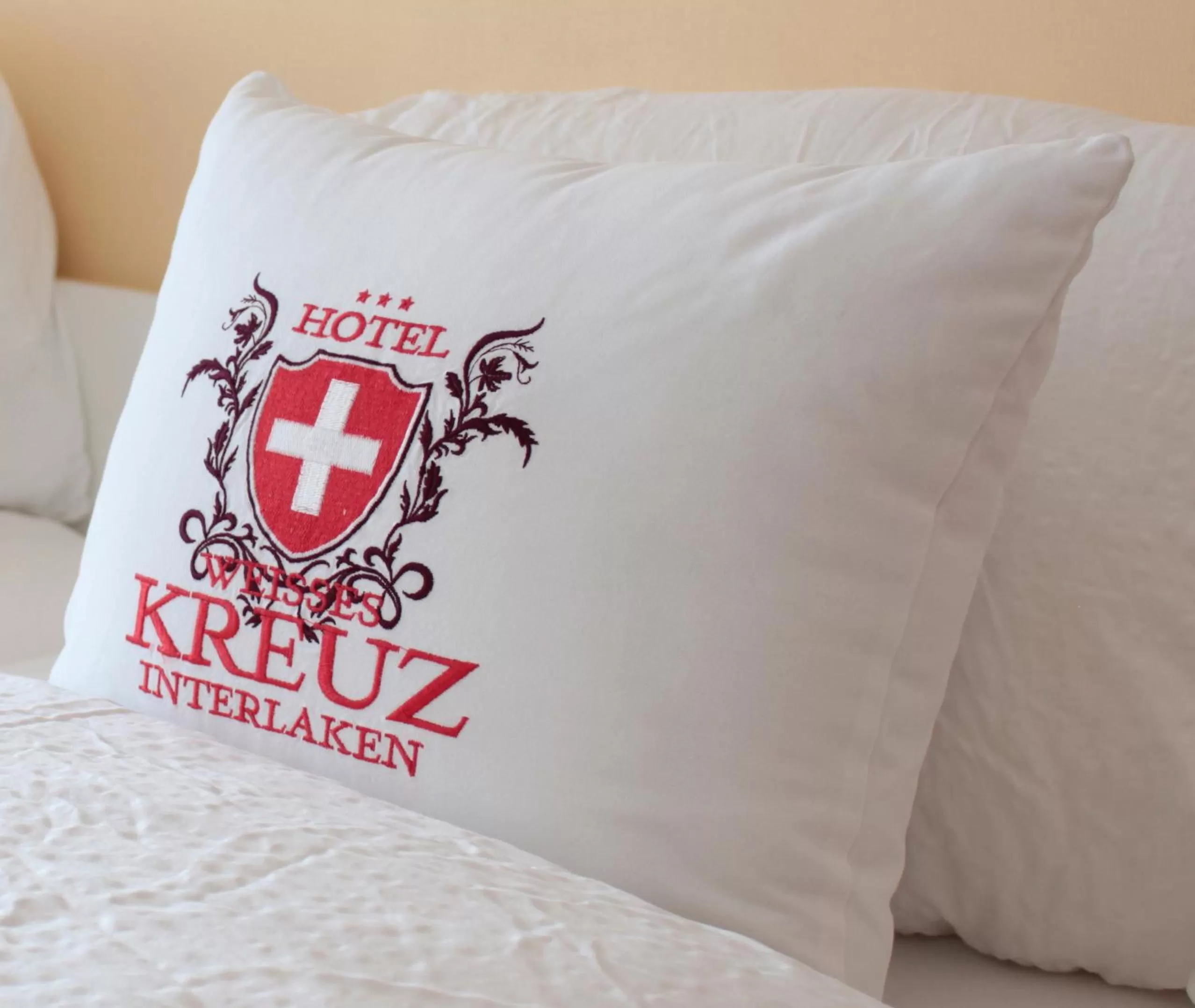 Decorative detail, Bed in Hotel Weisses Kreuz