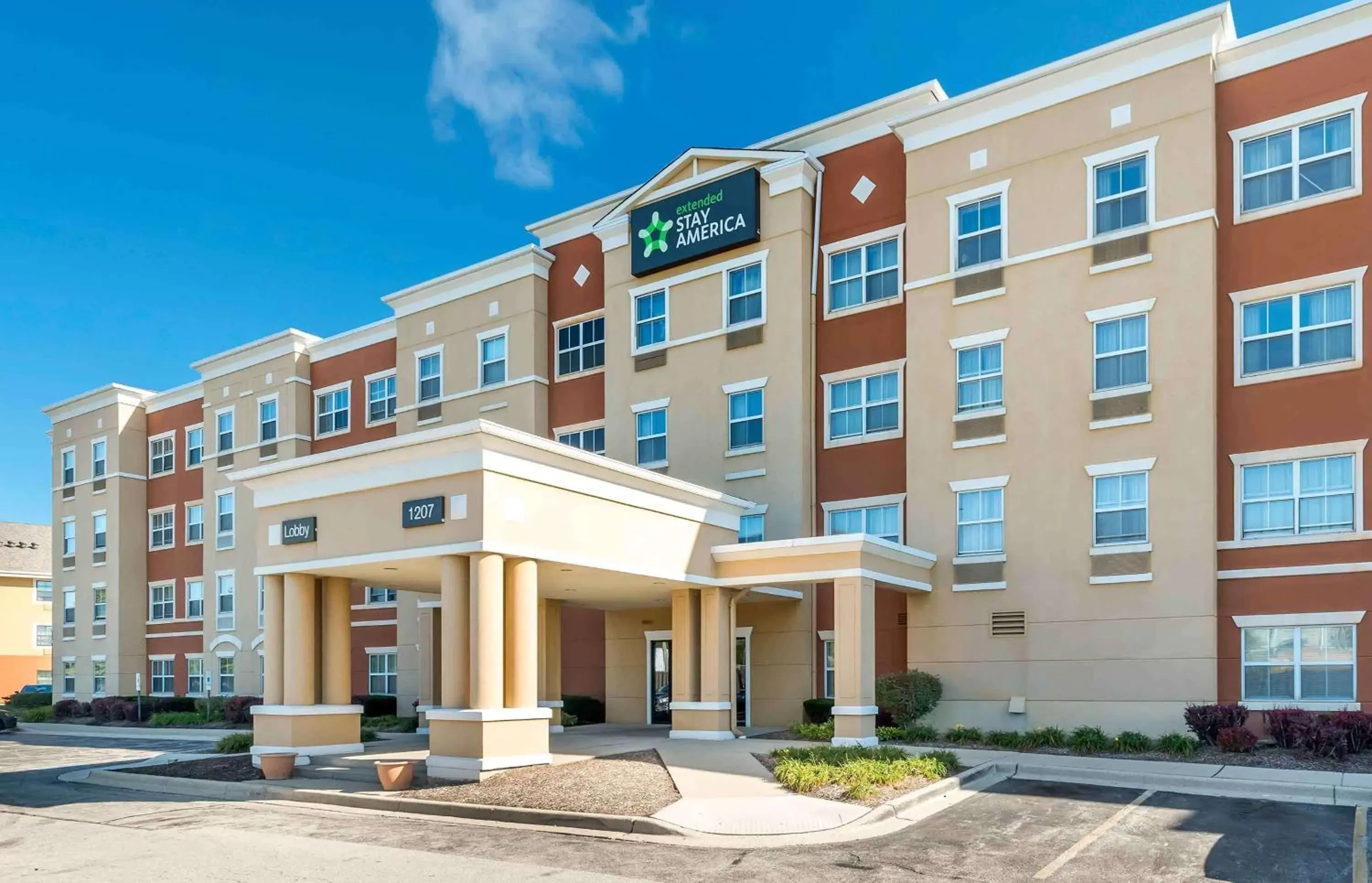 Property Building in Extended Stay America Suites - Chicago - O'Hare - Allstate Arena