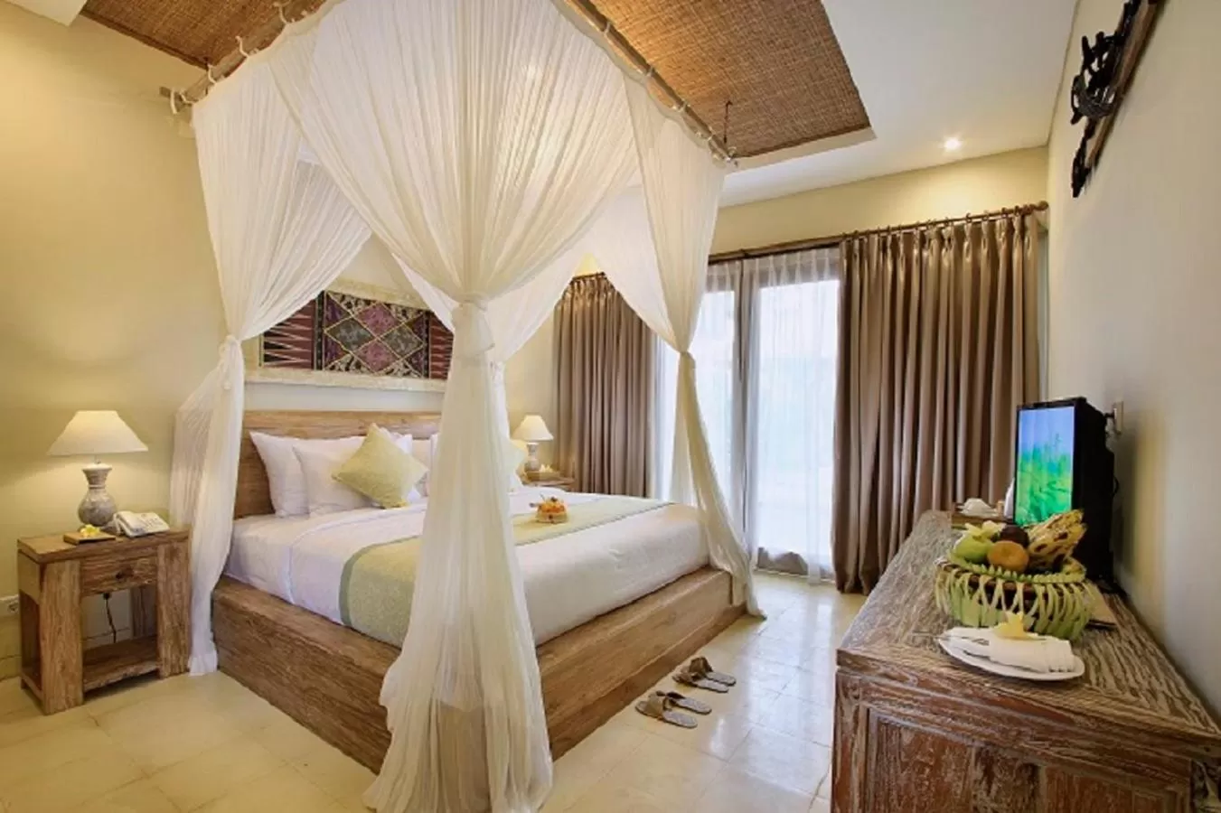 Bed in The Alena Resort a Pramana Experience