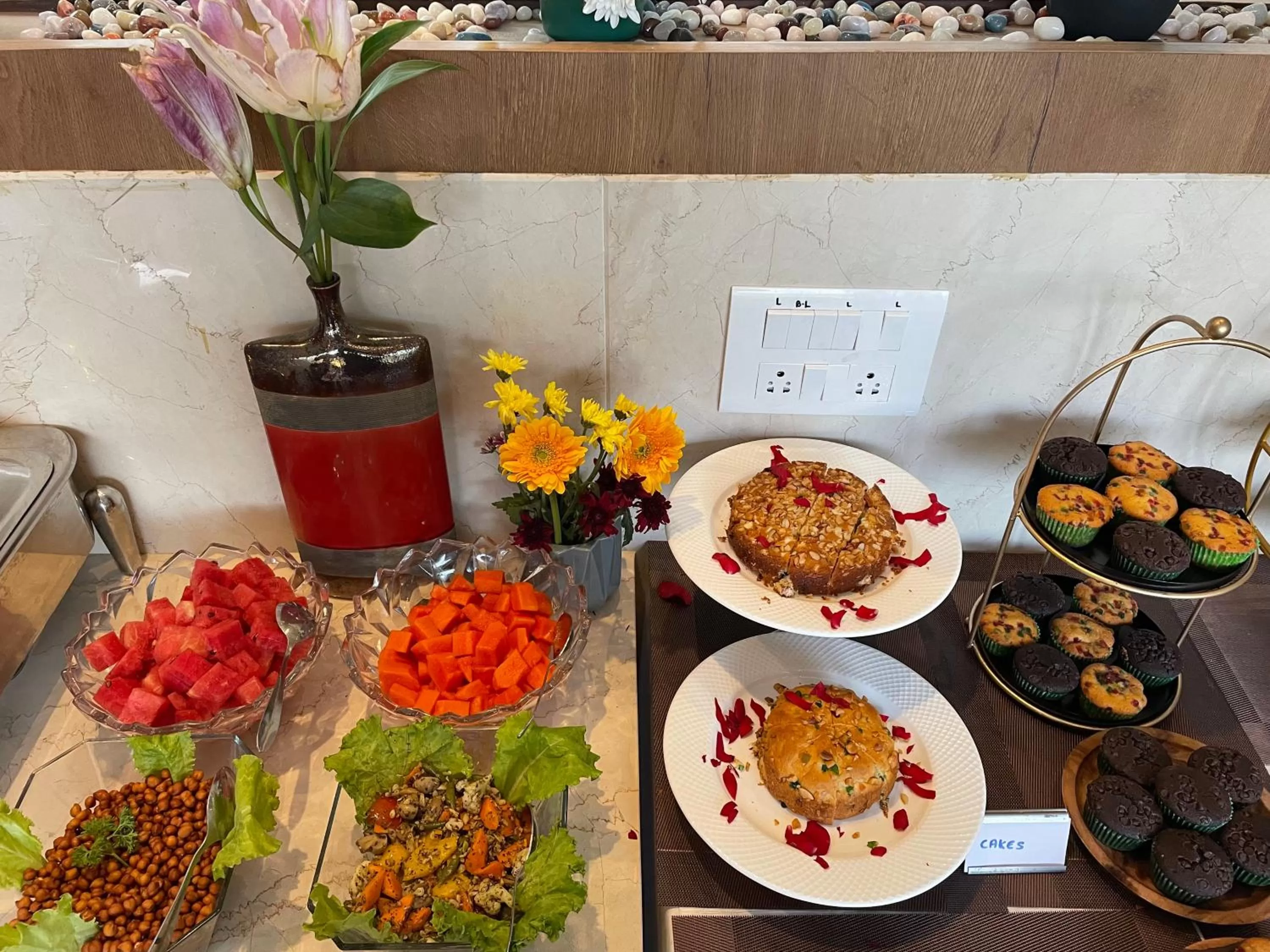 Breakfast in Le Seasons Resort