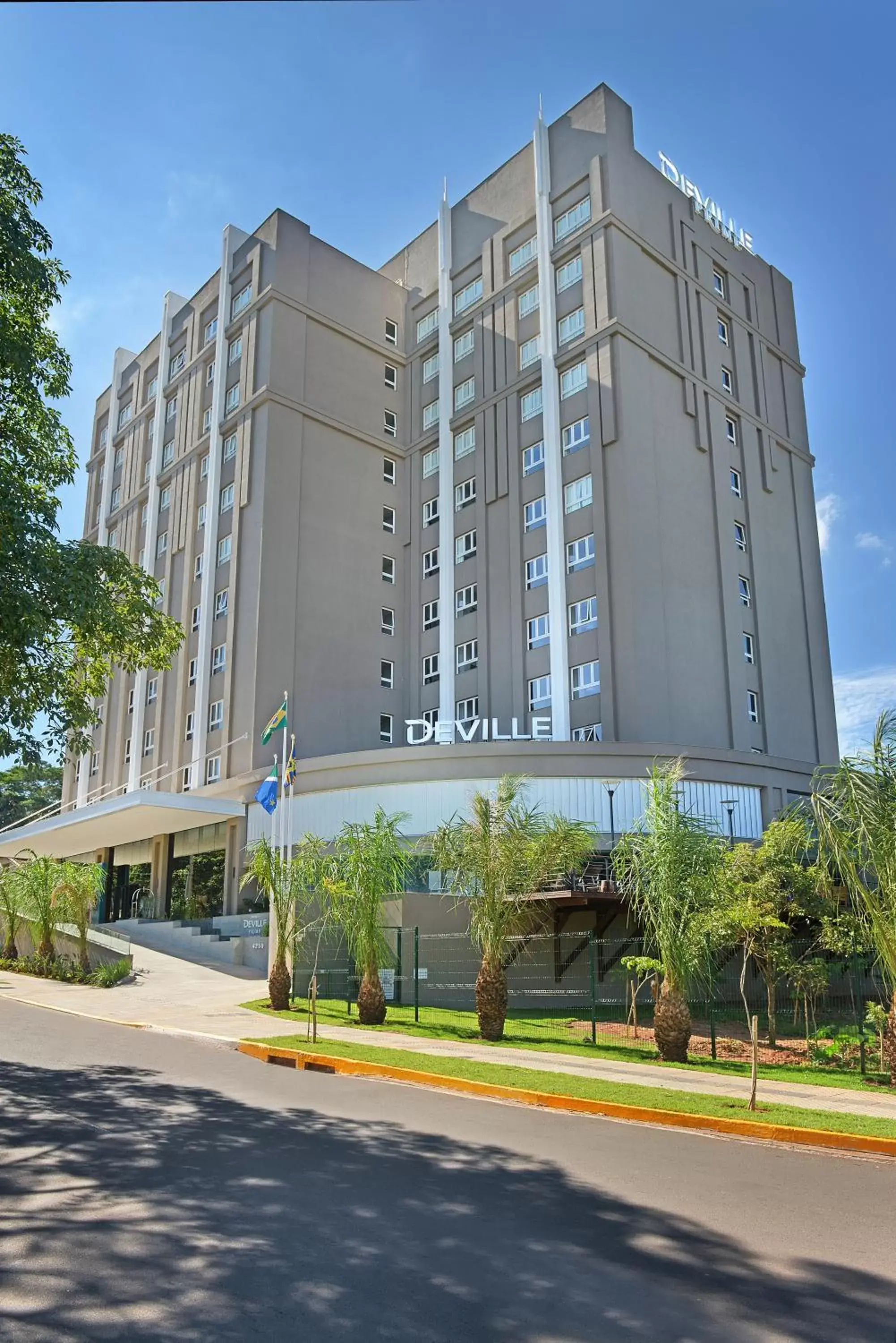 Facade/entrance, Property Building in Deville Prime Campo Grande