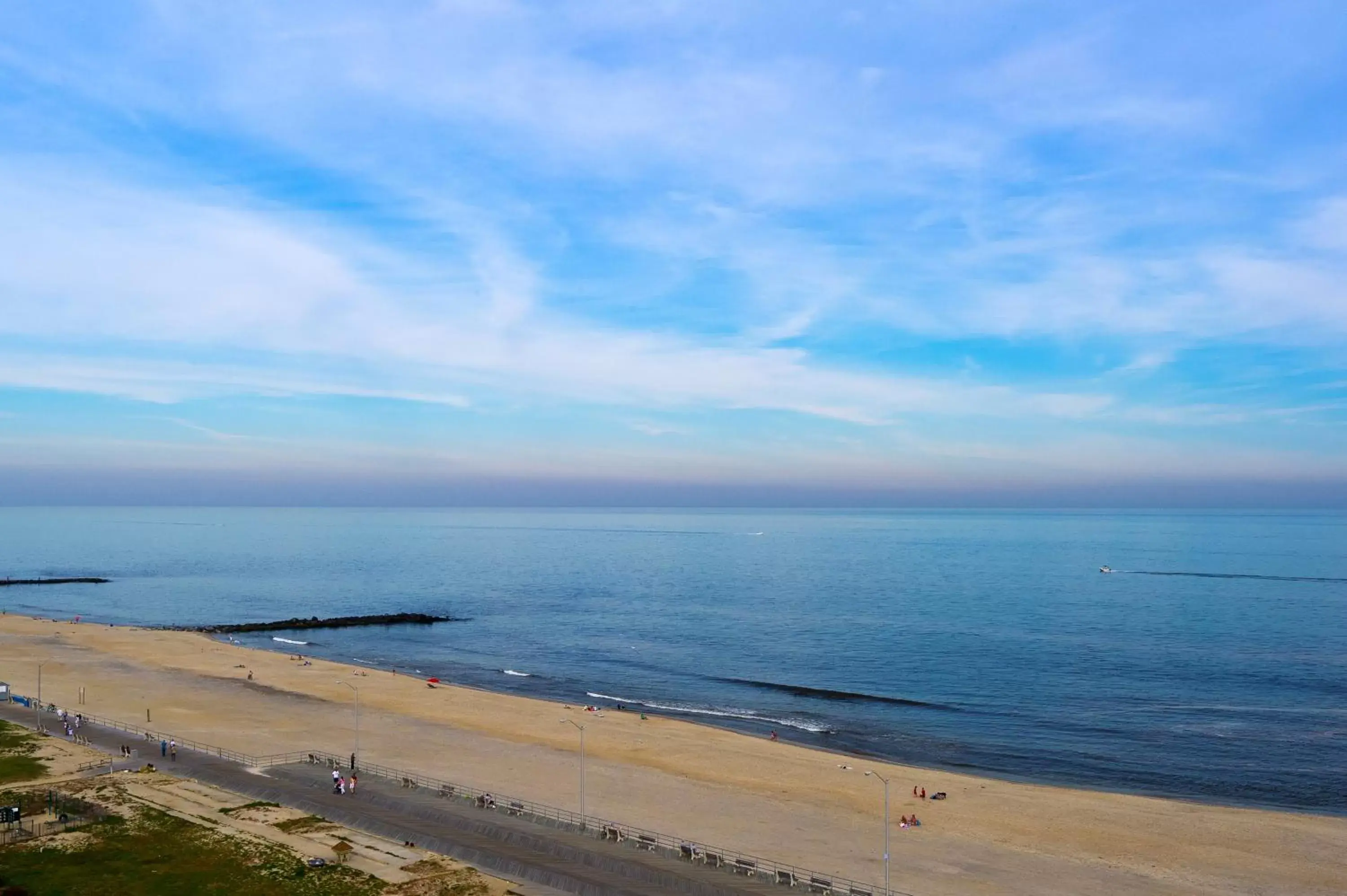 Sea view, Natural Landscape in Berkeley Oceanfront Hotel