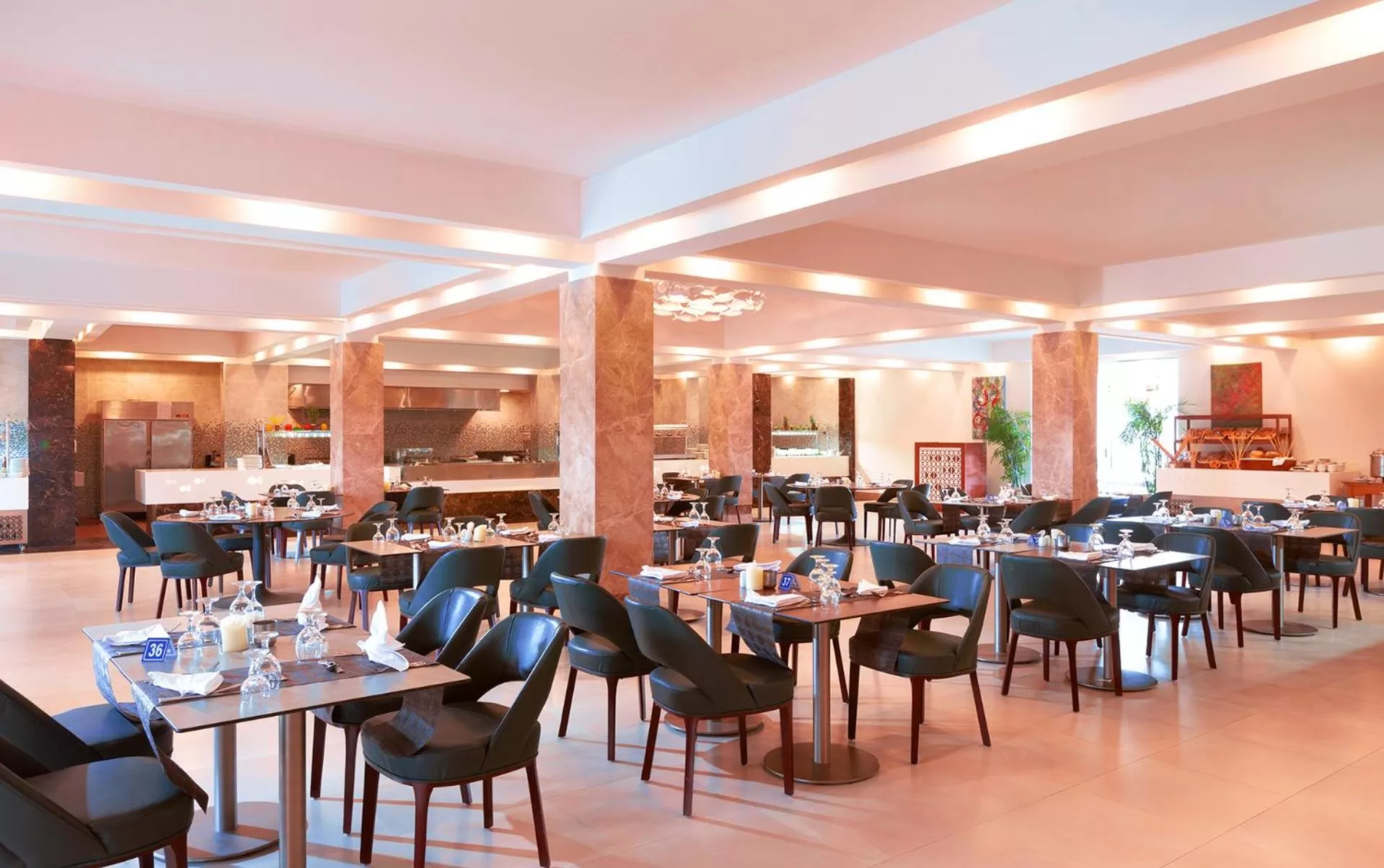 Restaurant/places to eat in Pickalbatros Alf Leila Wa Leila Resort - Neverland Hurghada