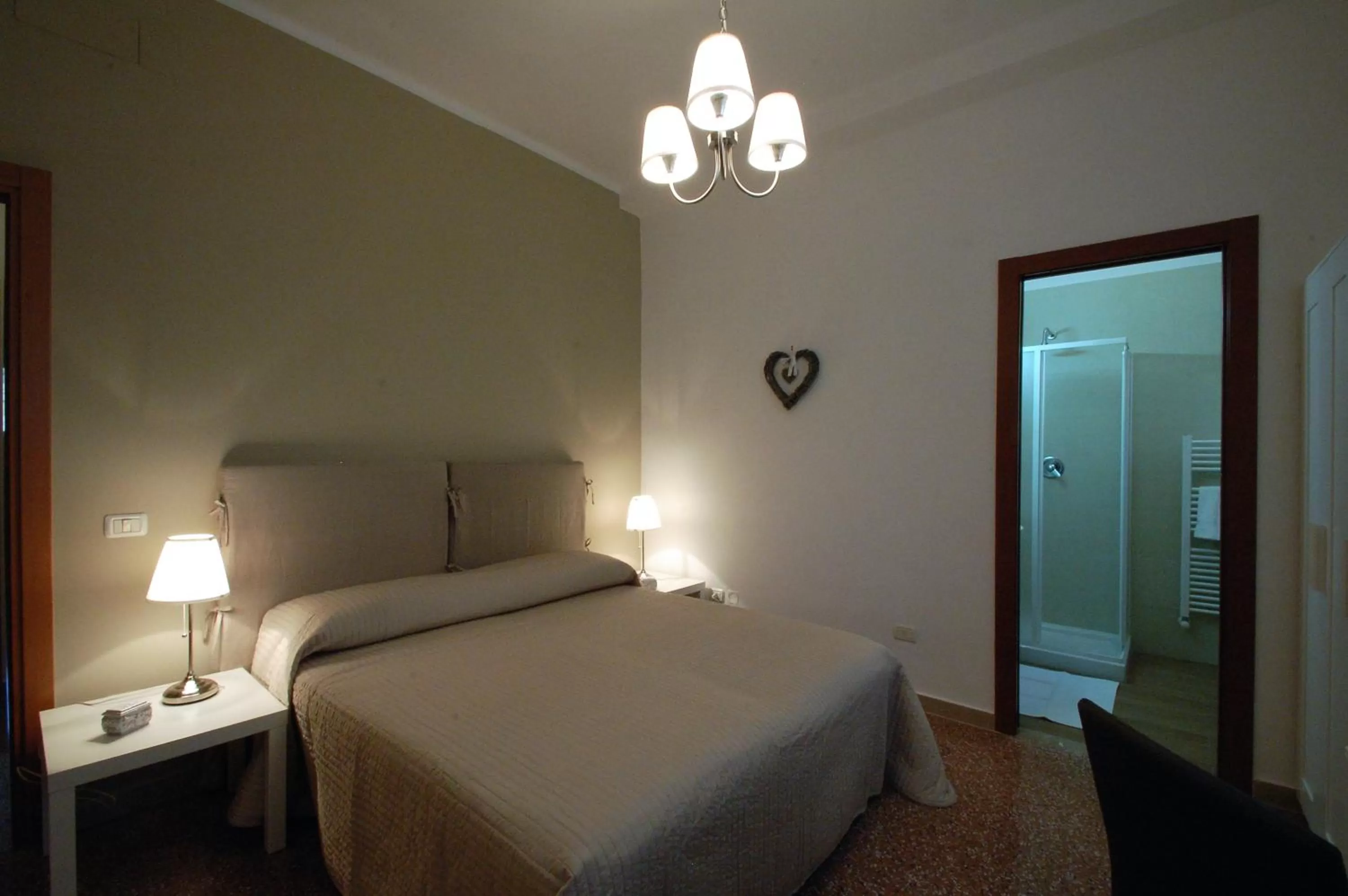 Photo of the whole room, Bed in Giardino dei Frutti