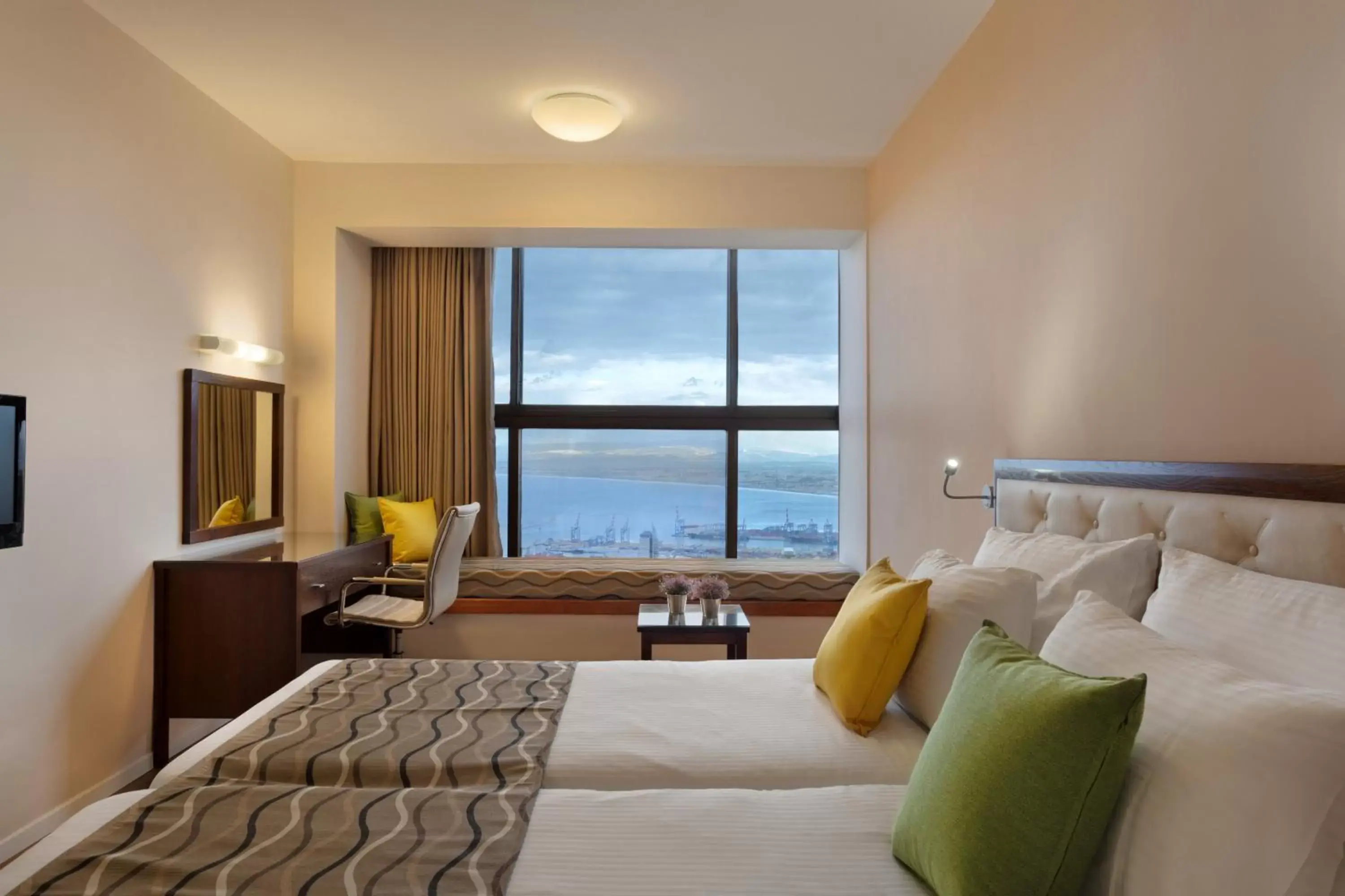 Day, Bed in Haifa Bay View Hotel By AFI Hotels