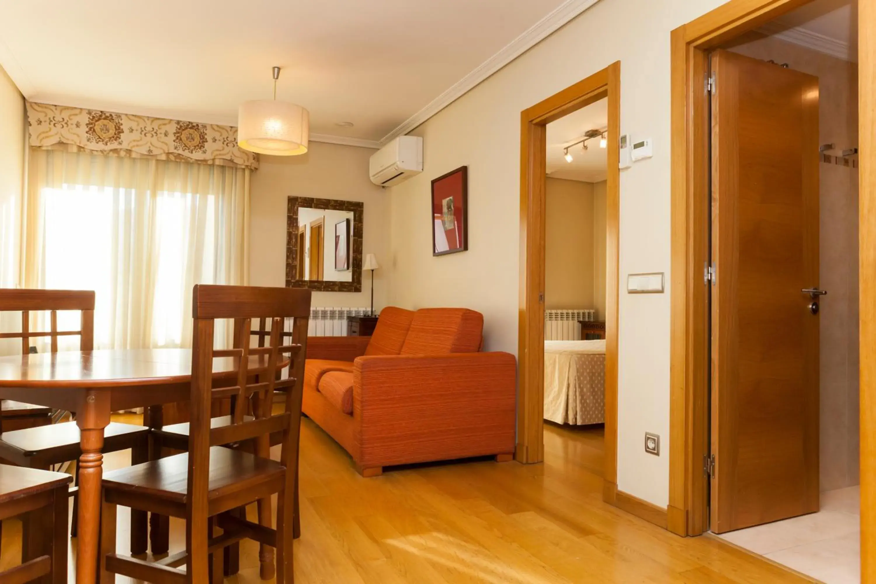 Dining area, Seating Area in Hotel Sercotel Tres Luces