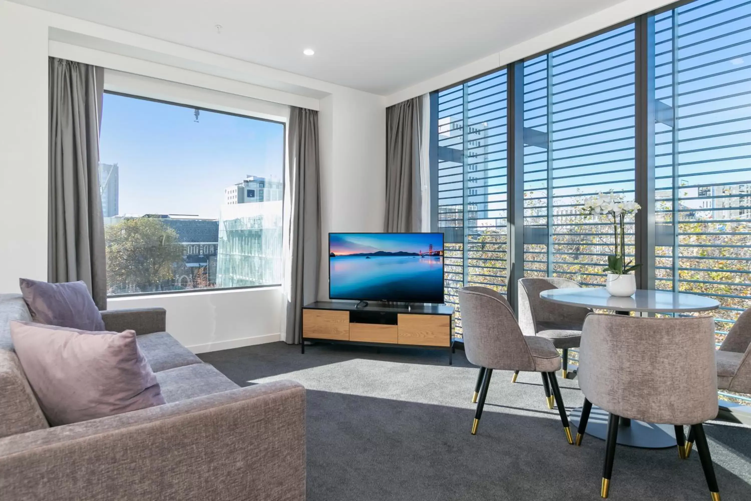 Living room, Seating Area in Christchurch City Hotel