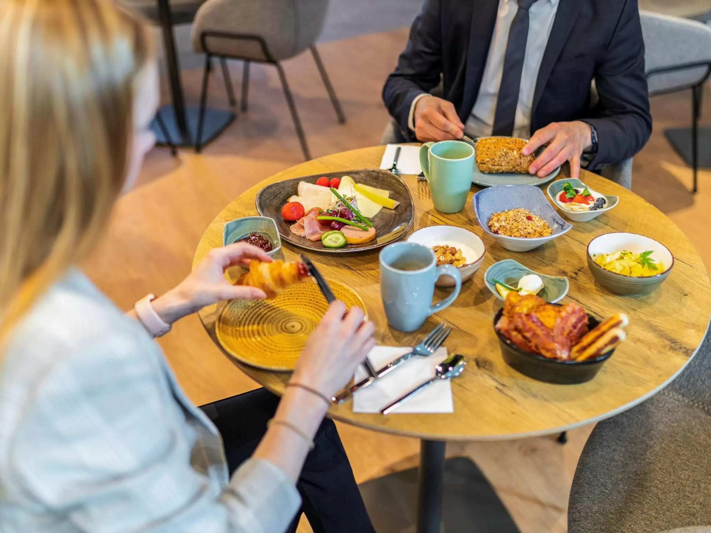 Breakfast in ibis Duesseldorf Airport