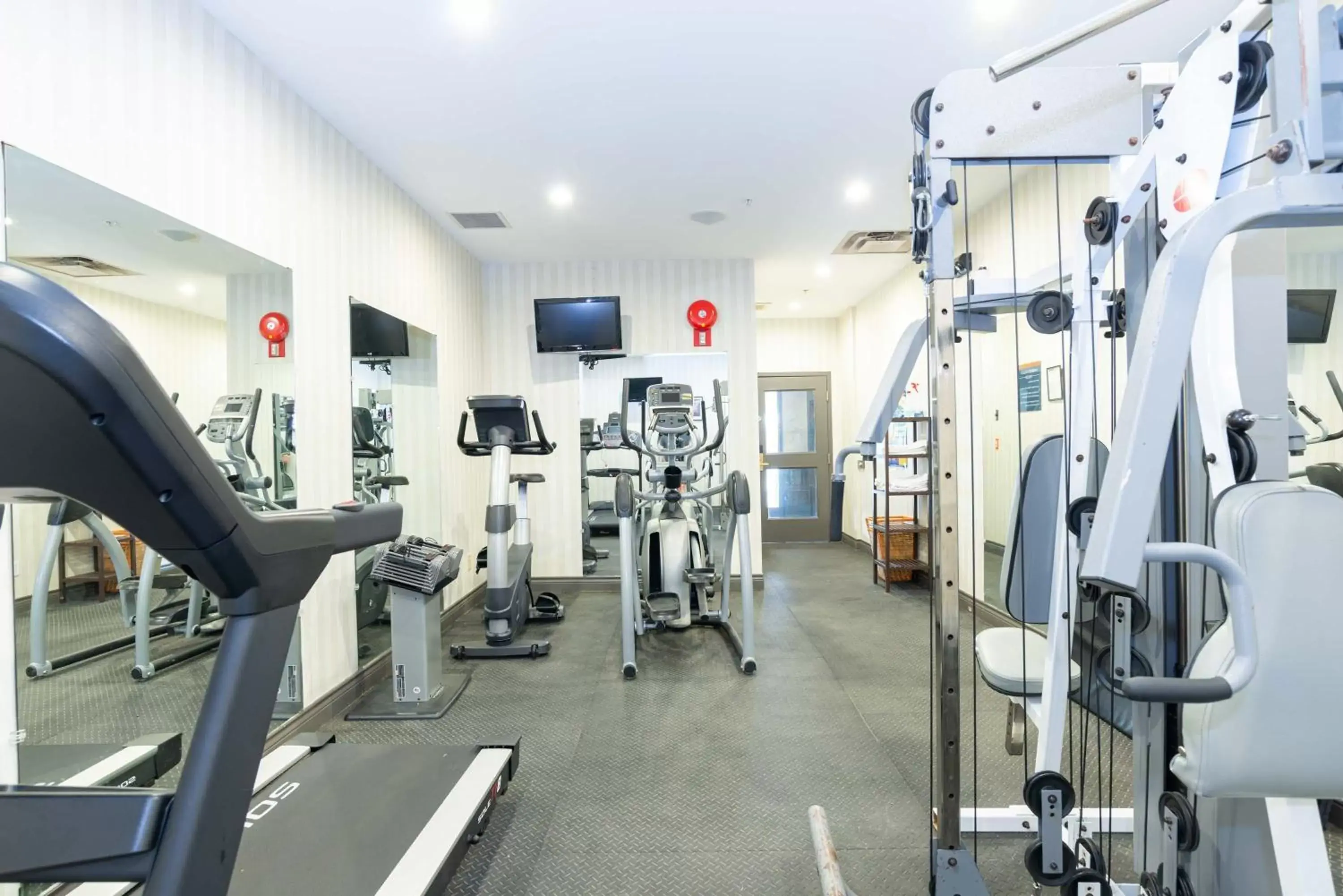 Fitness centre/facilities in Sandman Hotel Red Deer Fitness centre/facilities in Sandman Hotel Red Deer