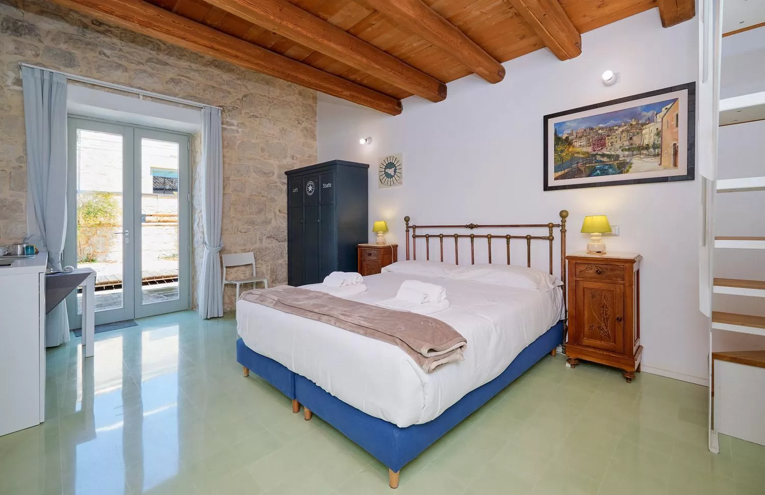 Photo of the whole room, Bed in Petrantica Resort