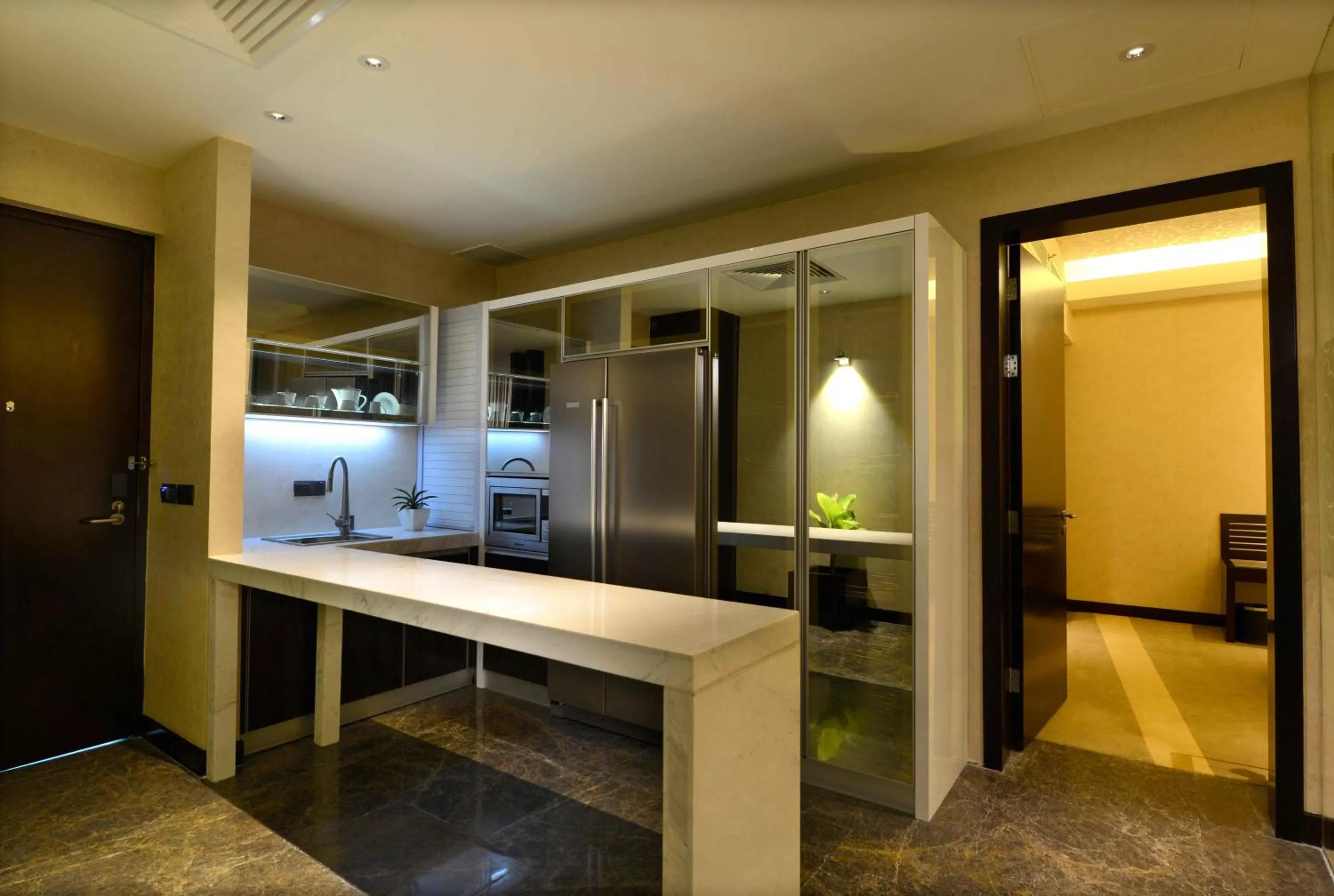 Kitchen or kitchenette in Radisson Blu Chattogram Bay View