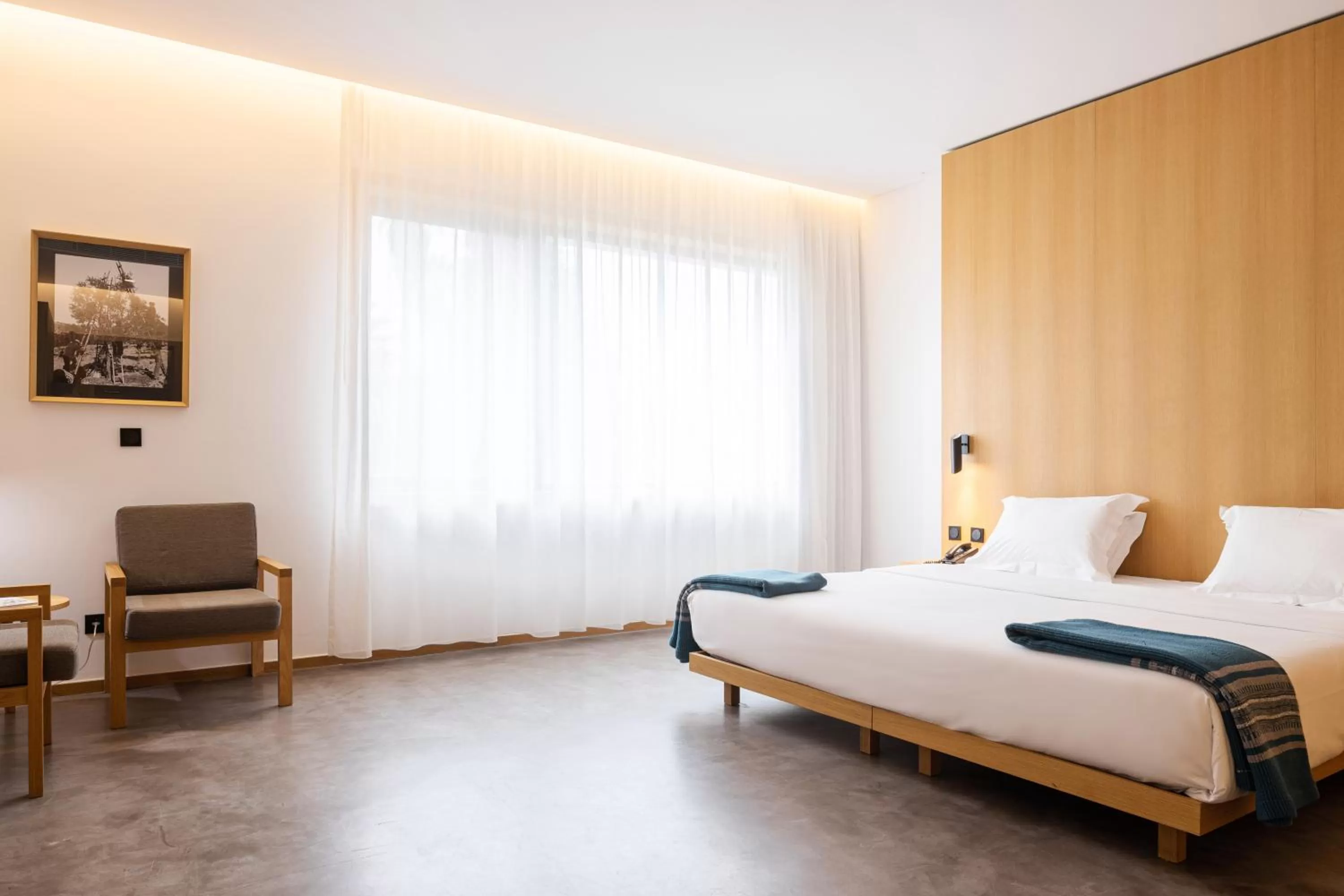 Bedroom, Bed in Evora Olive Hotel