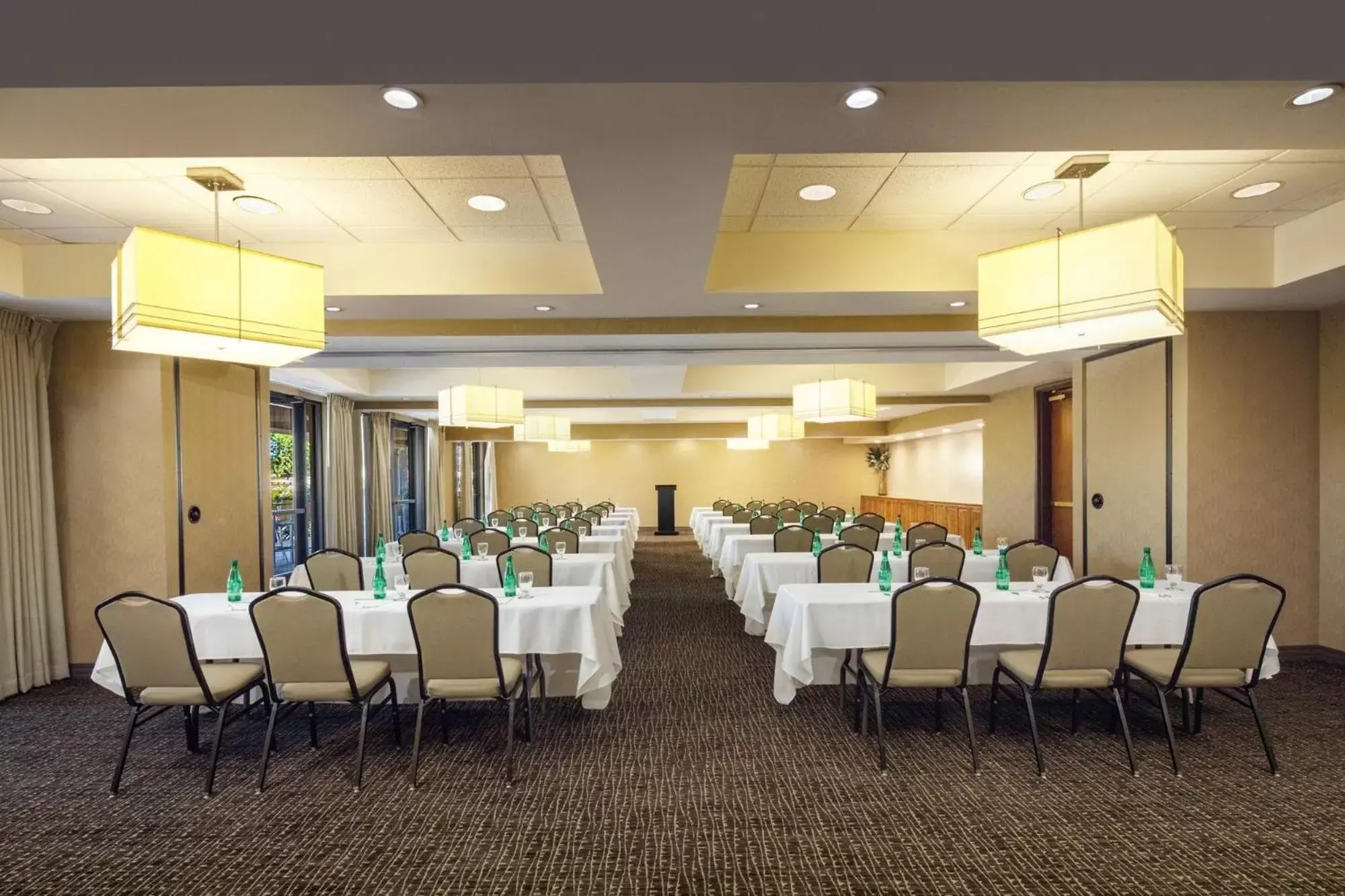 Banquet/Function facilities in Holiday Inn Phoenix/Chandler, an IHG Hotel