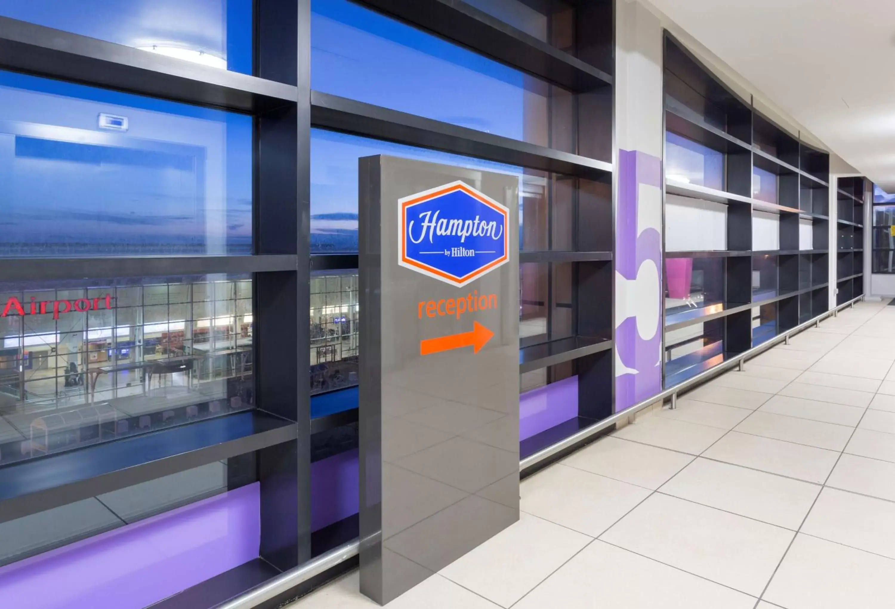 Lobby or reception in Hampton by Hilton Liverpool John Lennon Airport