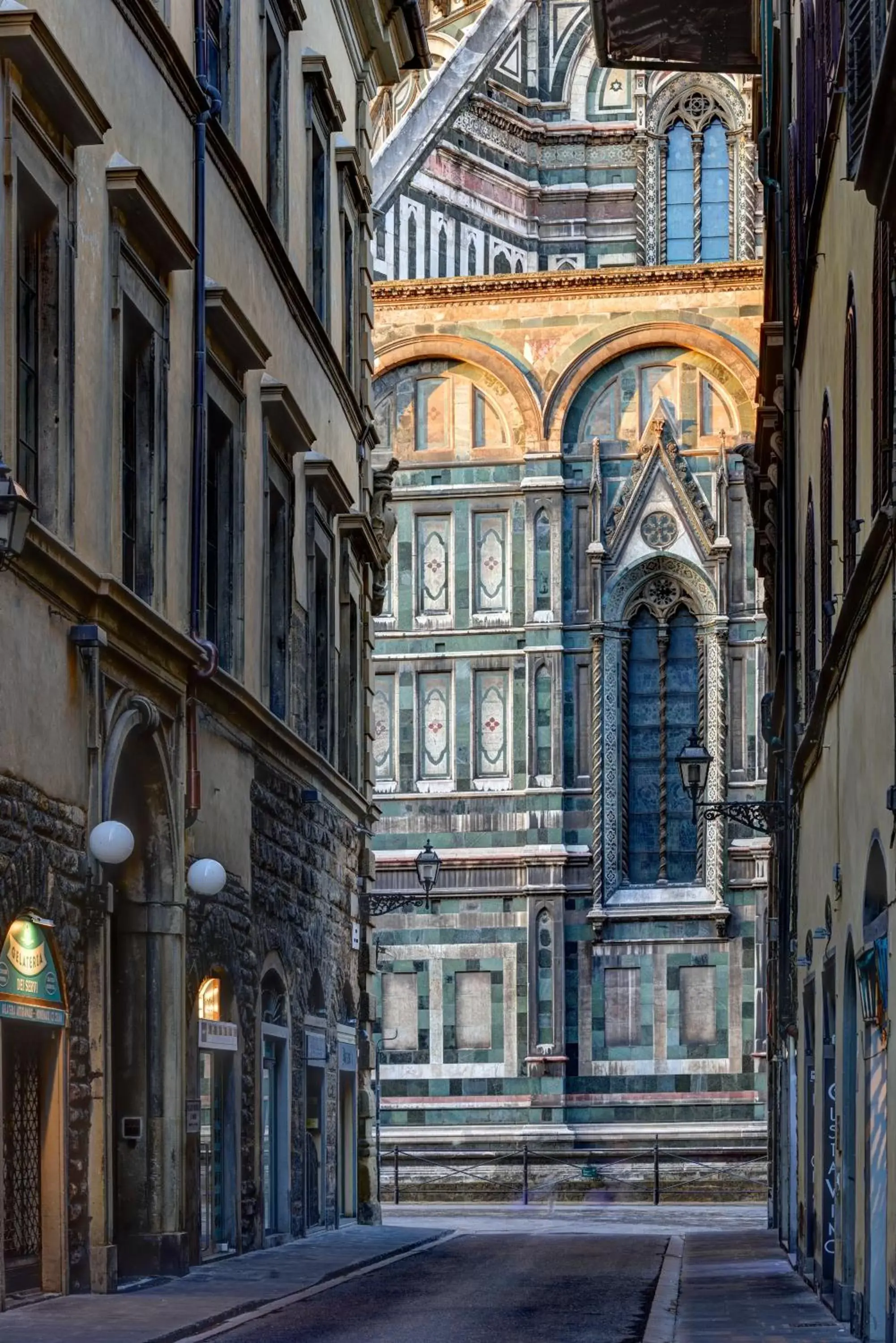 Facade/entrance in Palazzo Niccolini al Duomo