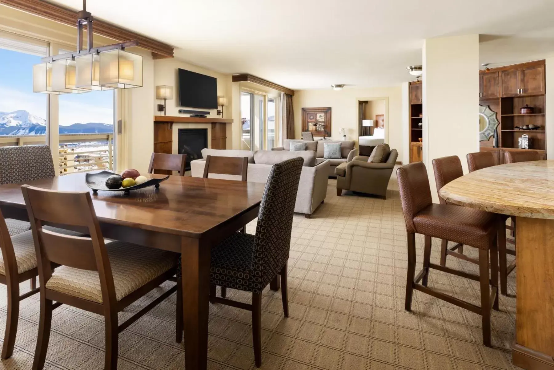 Living room, Dining Area in Elevation Hotel & Spa